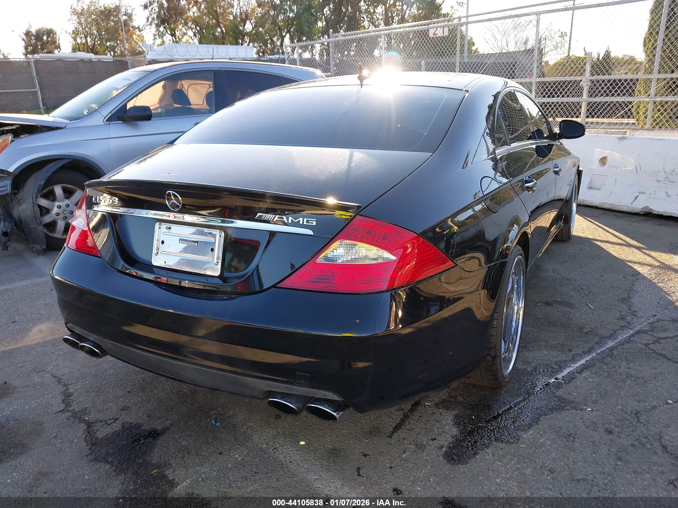 MERCEDES-BENZ CLS63AMG image 4