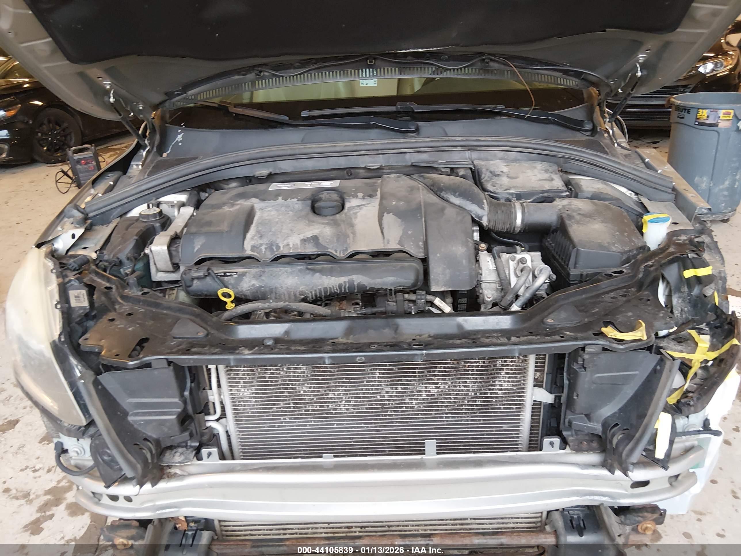 VOLVO XC60 image 10