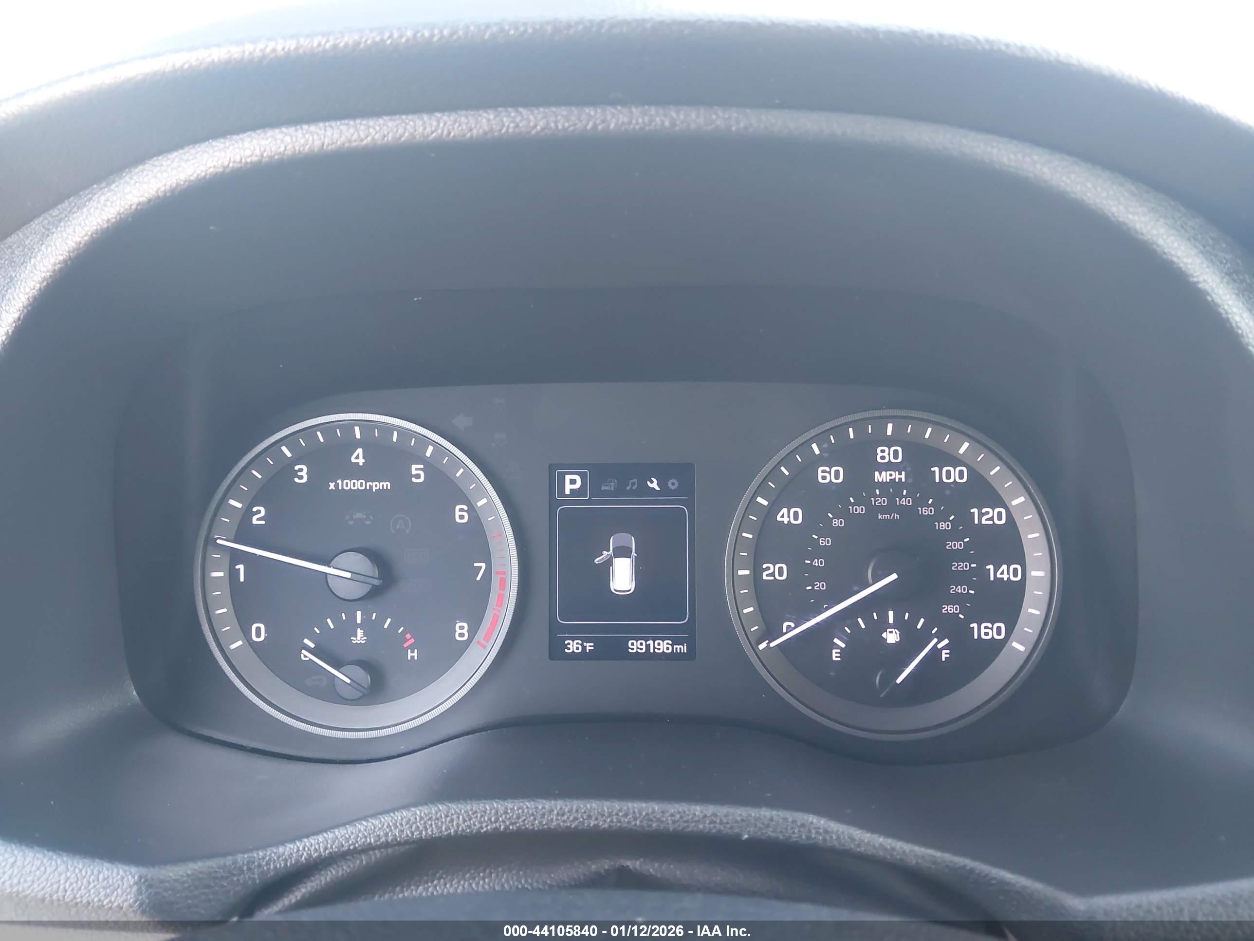 HYUNDAI TUCSON image 7