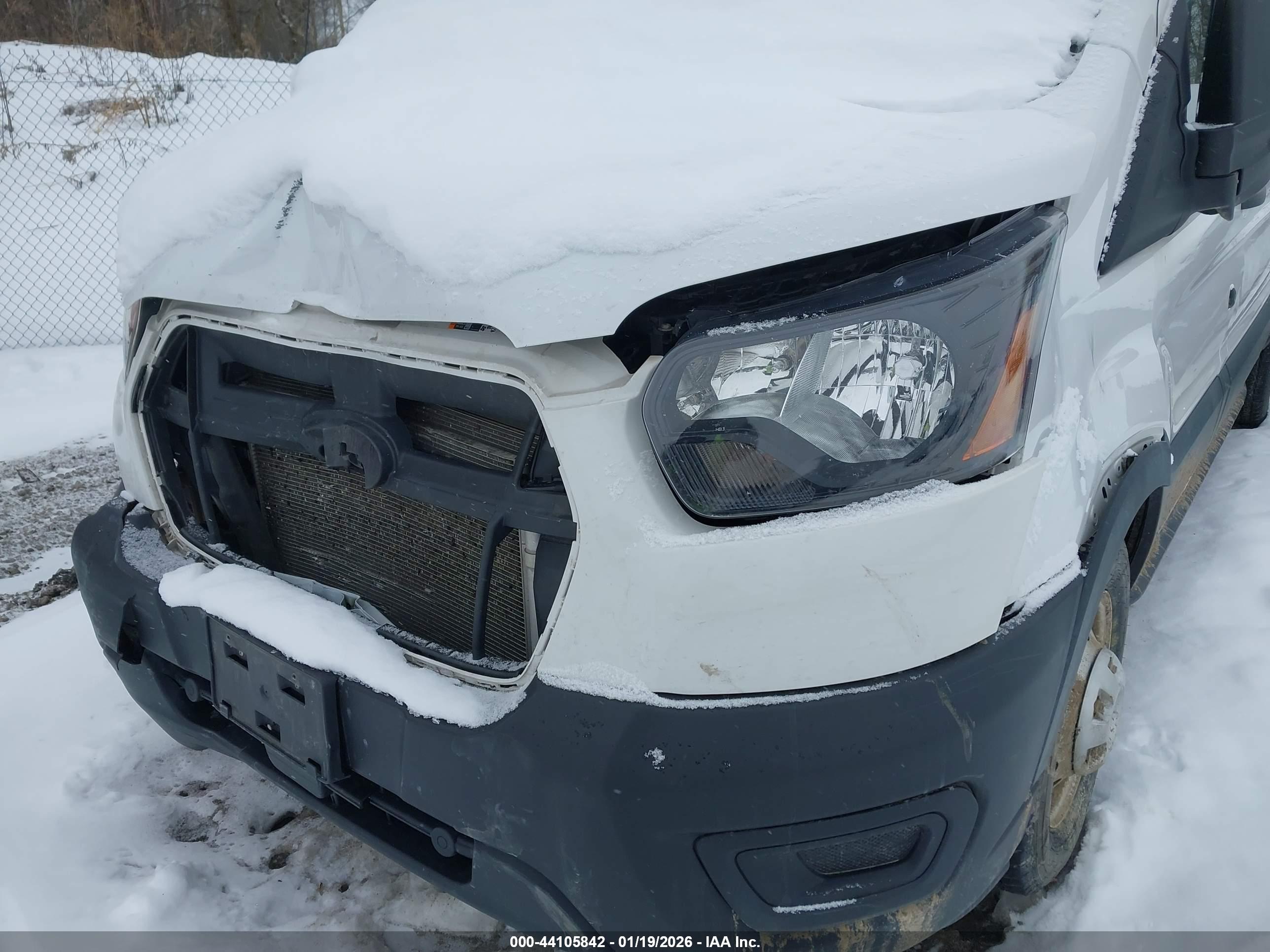 FORD TRANSIT image 6