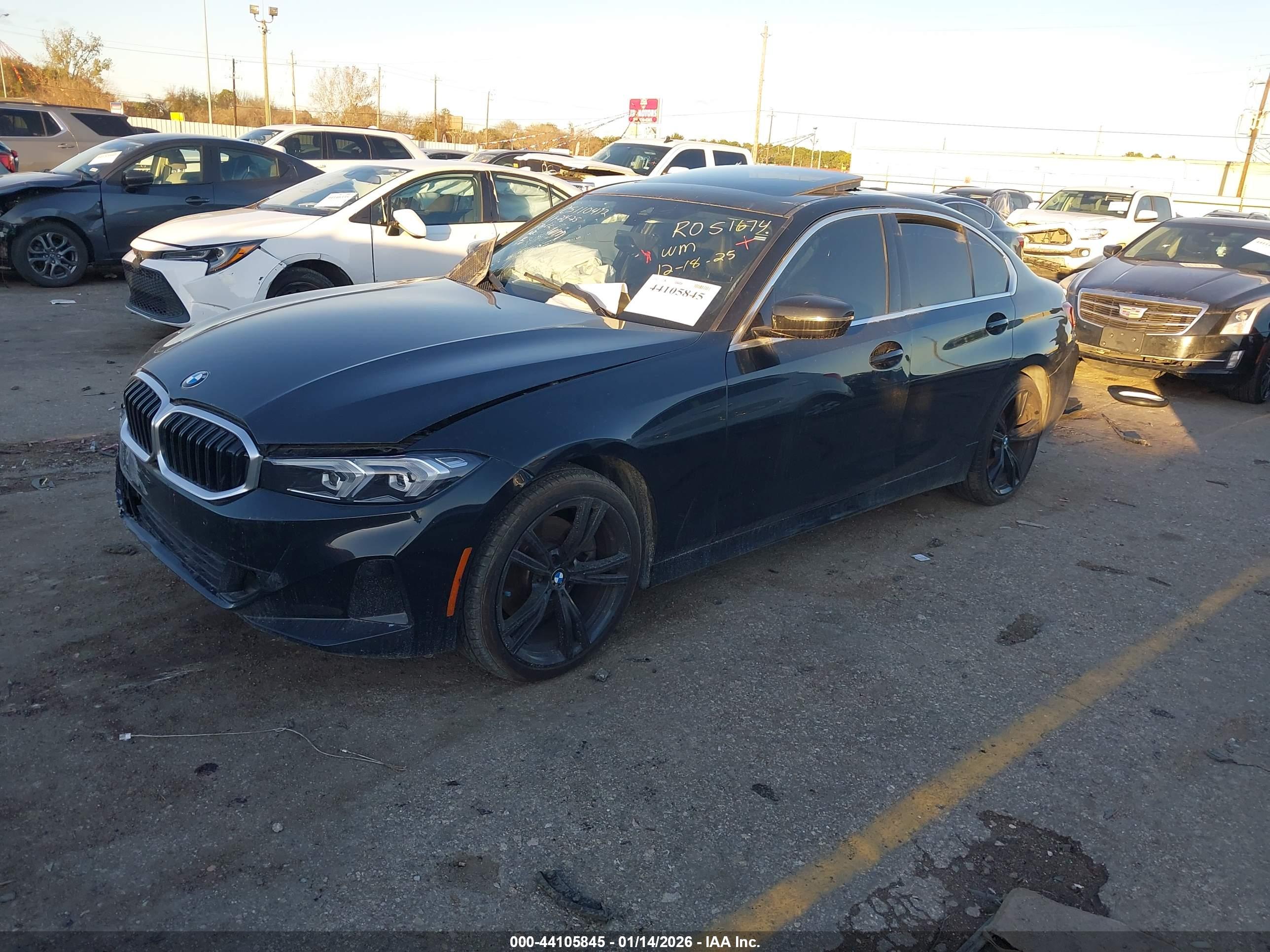 BMW 330I image 2