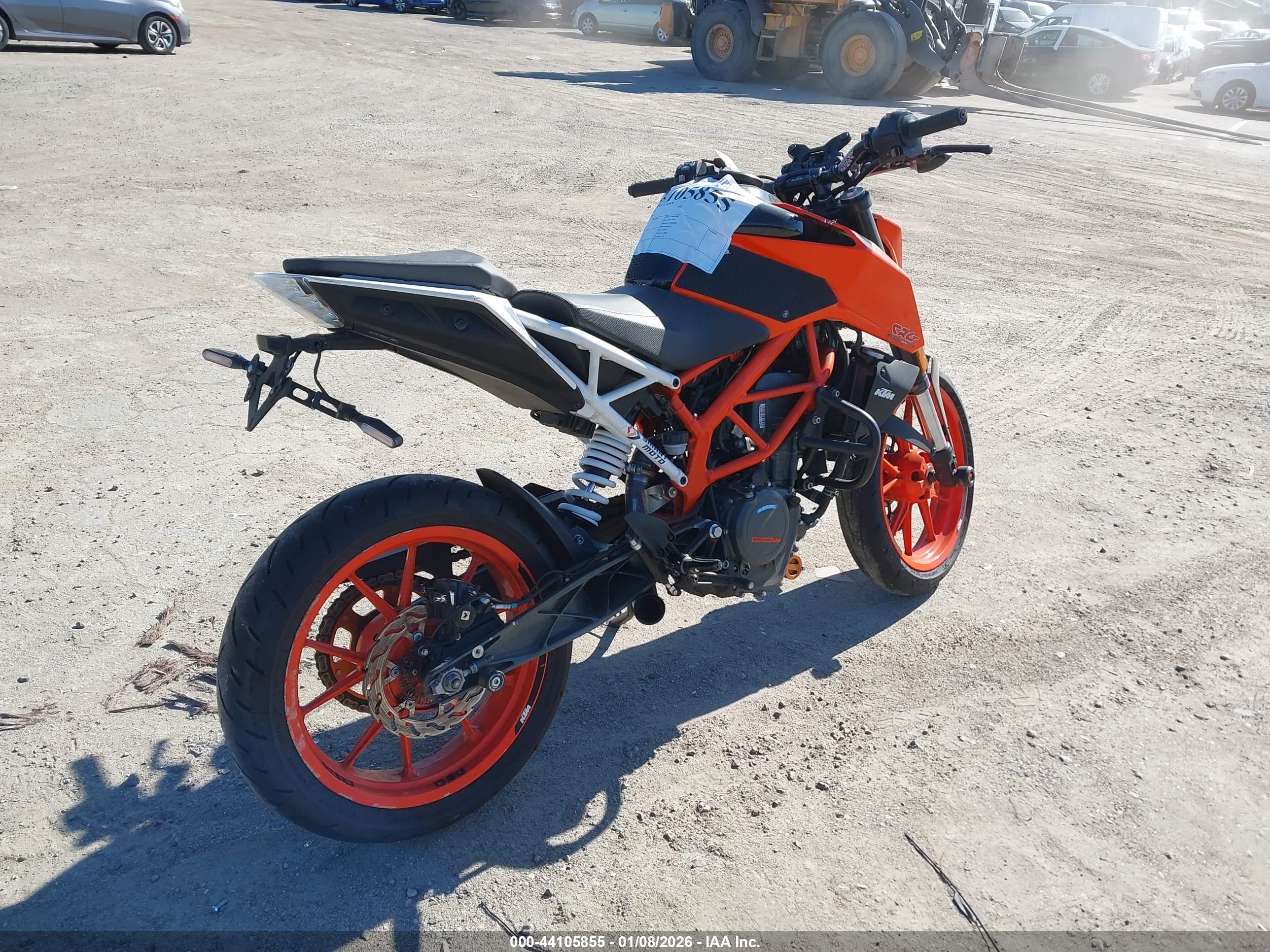 KTM 390 image 4
