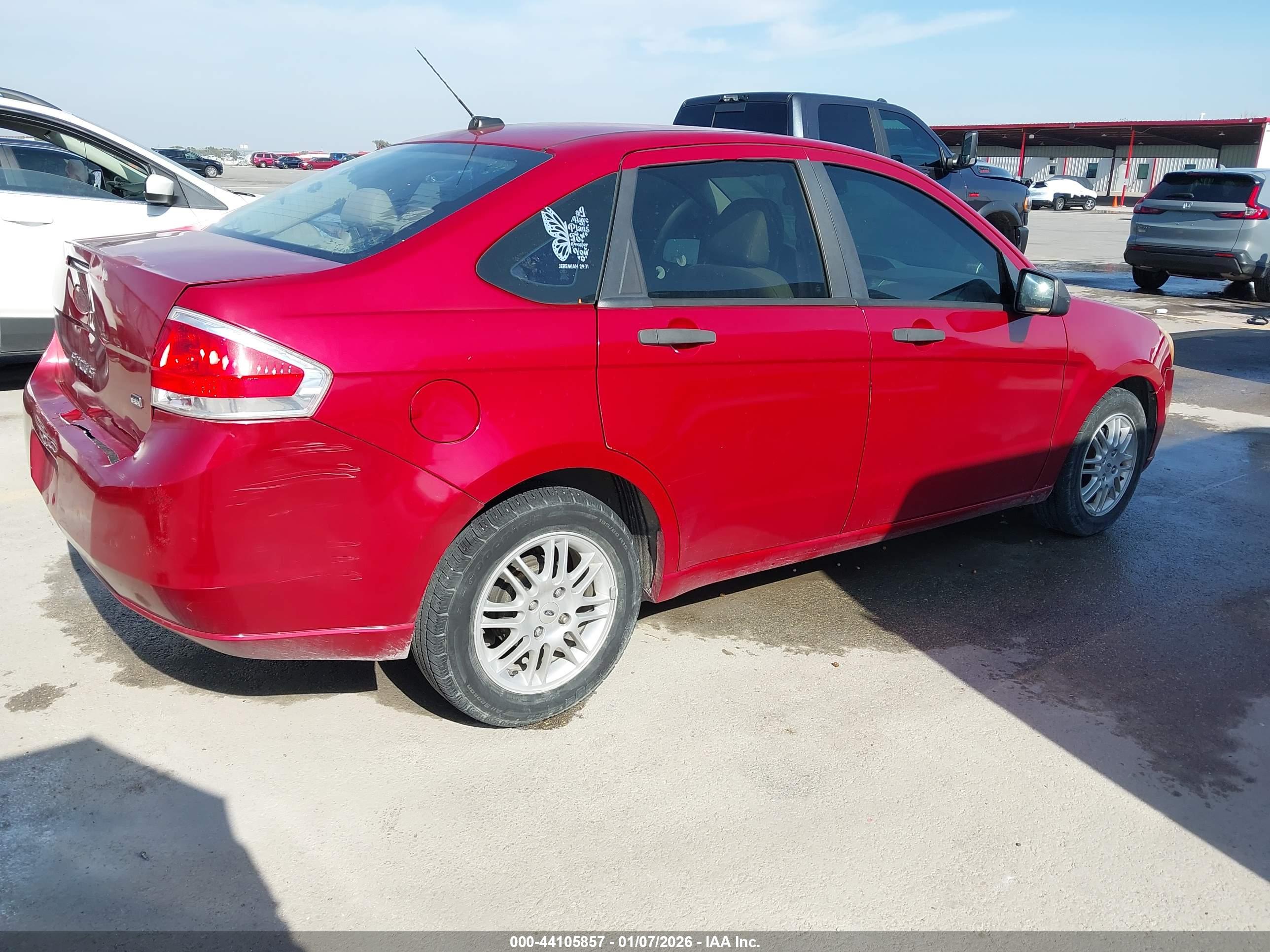 FORD FOCUS image 4