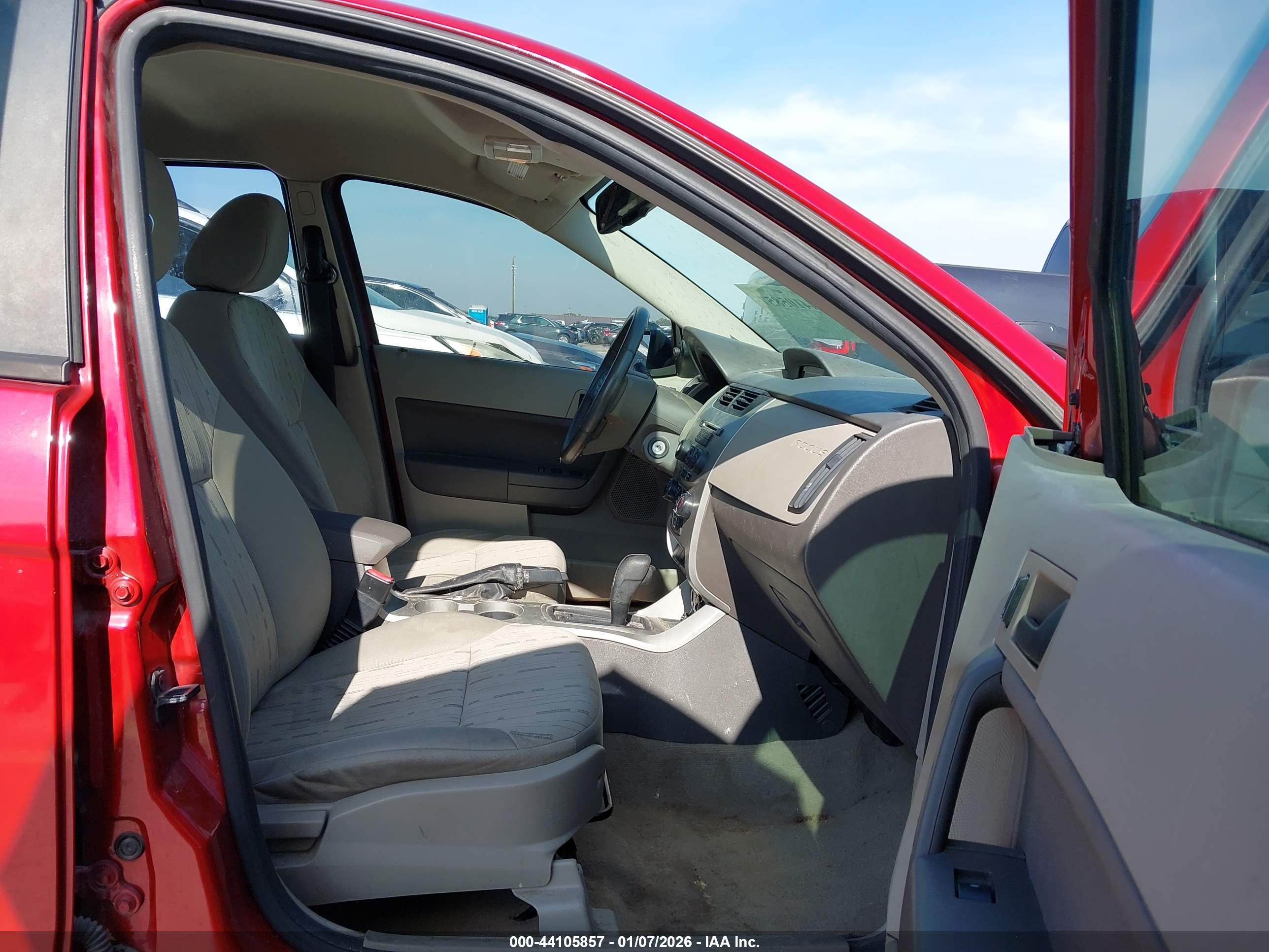 FORD FOCUS image 5