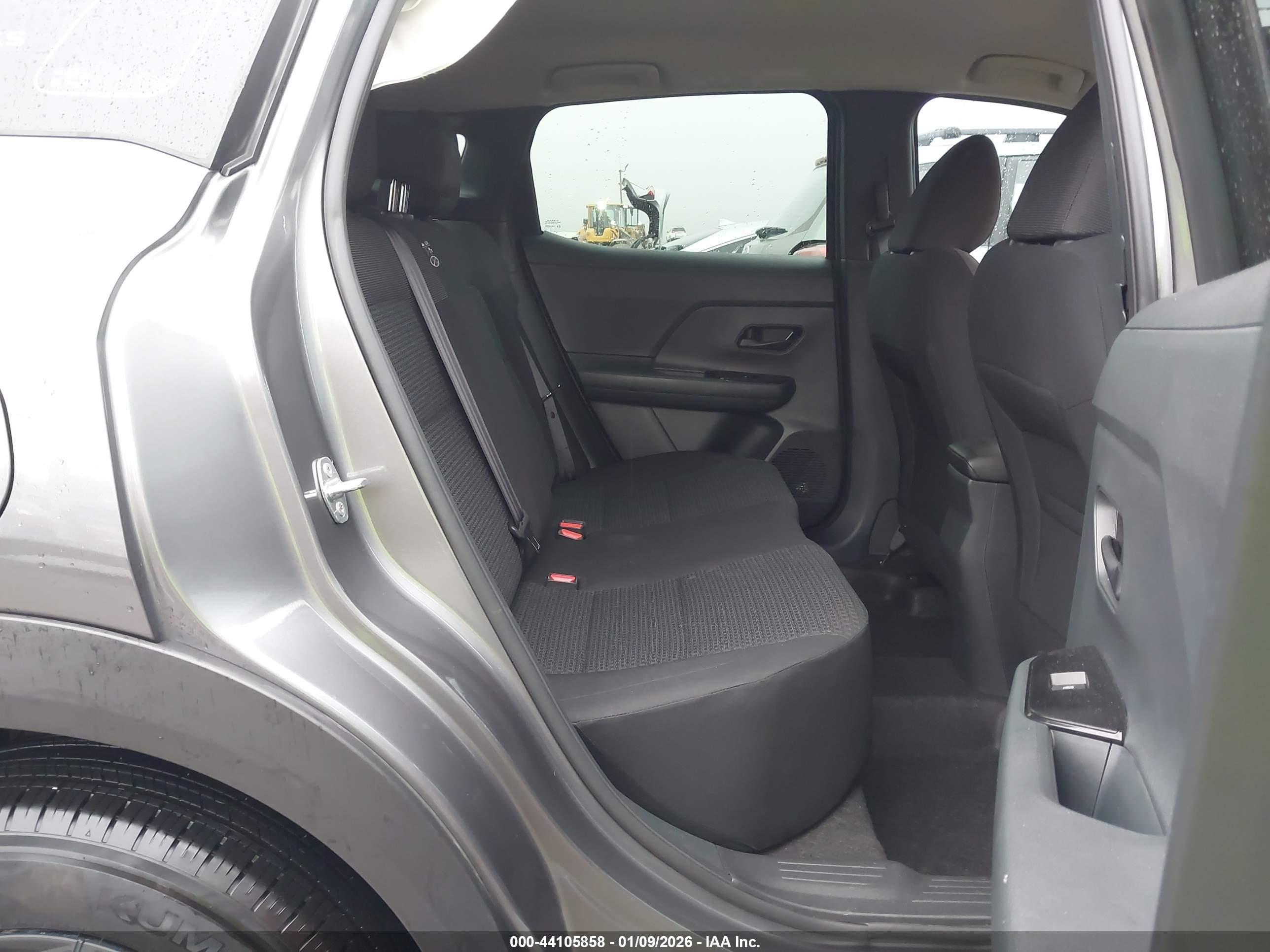 NISSAN KICKS image 8