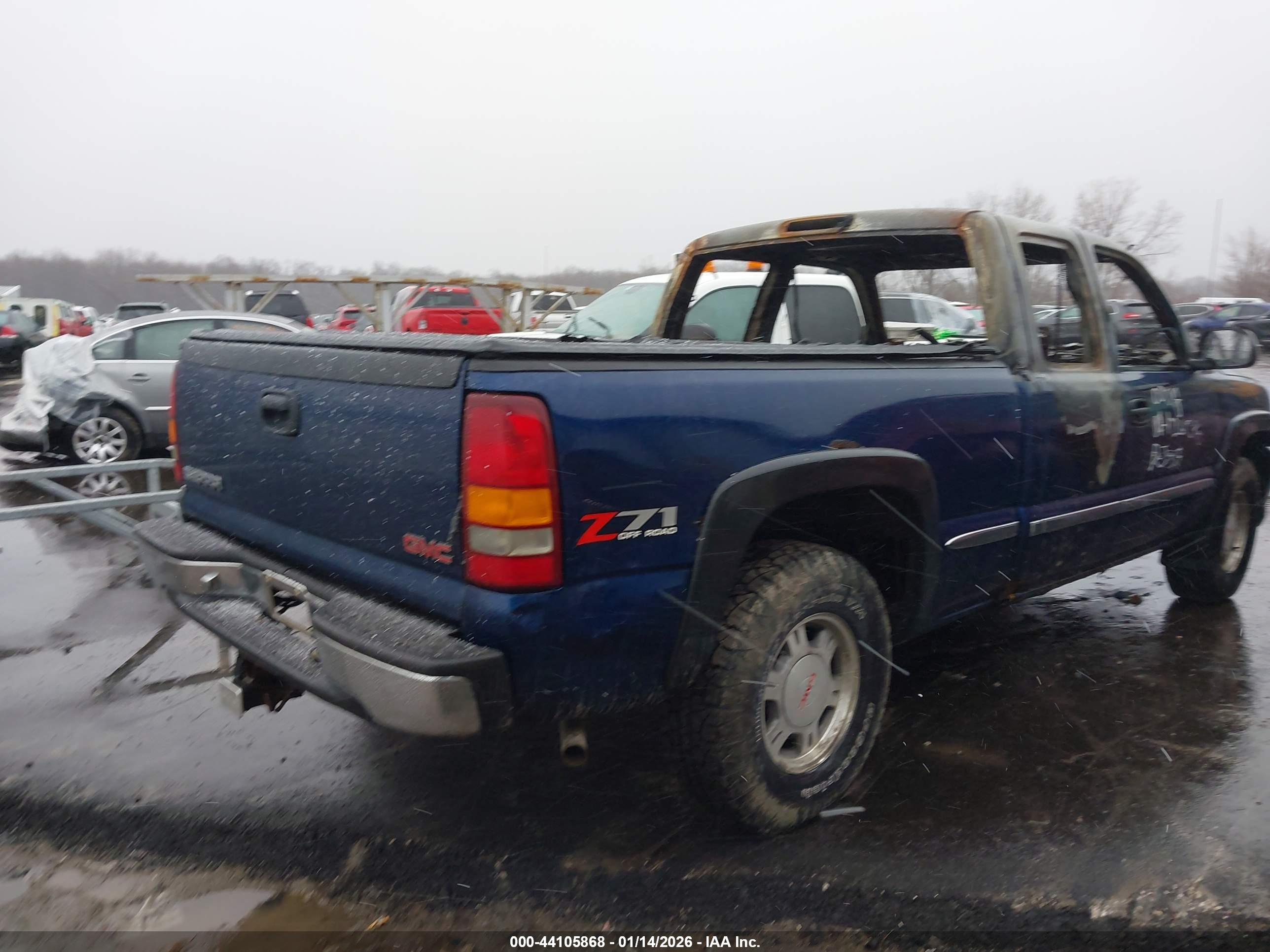 GMC SIERRA image 4