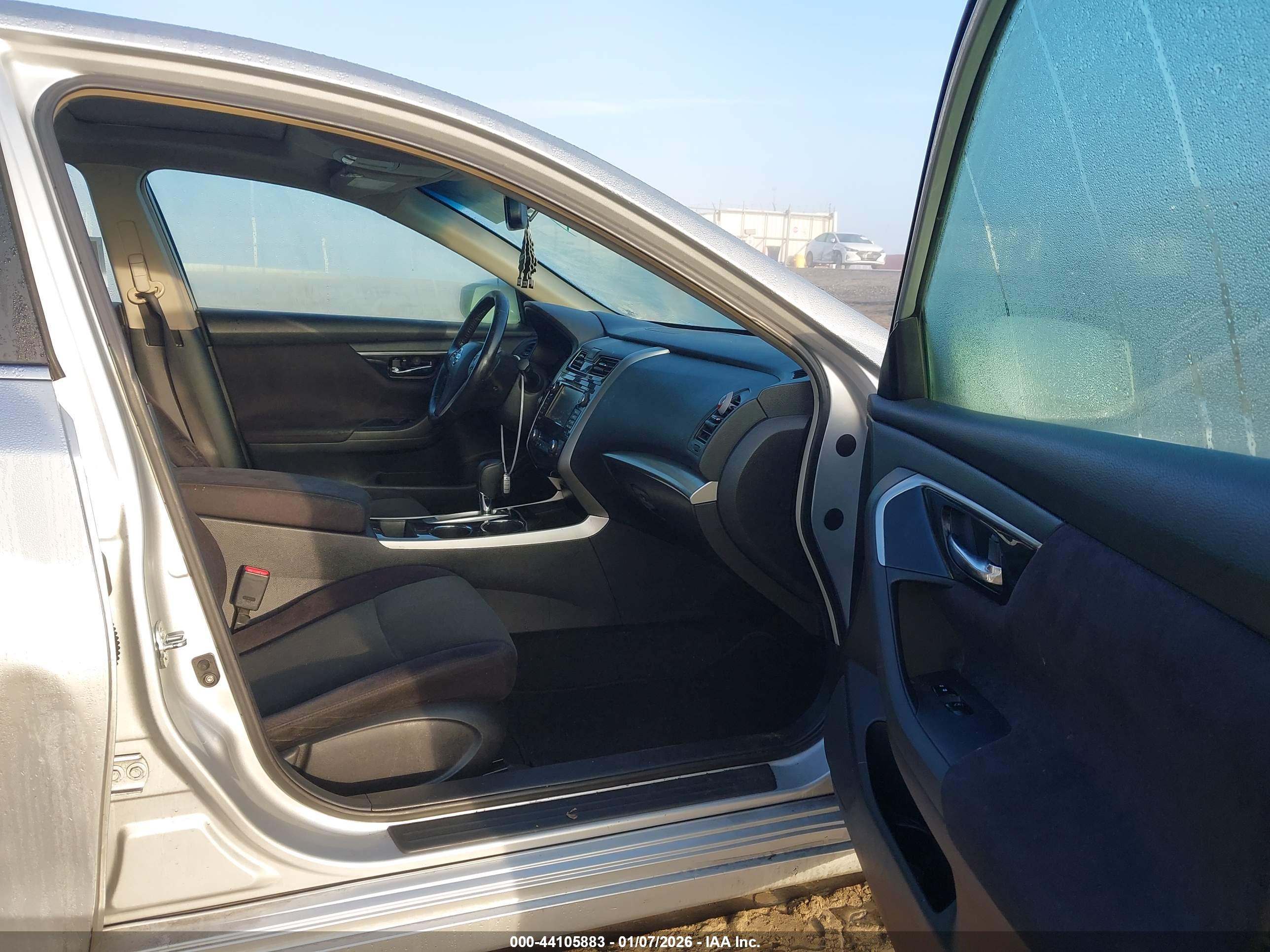 NISSAN ALTIMA image 5