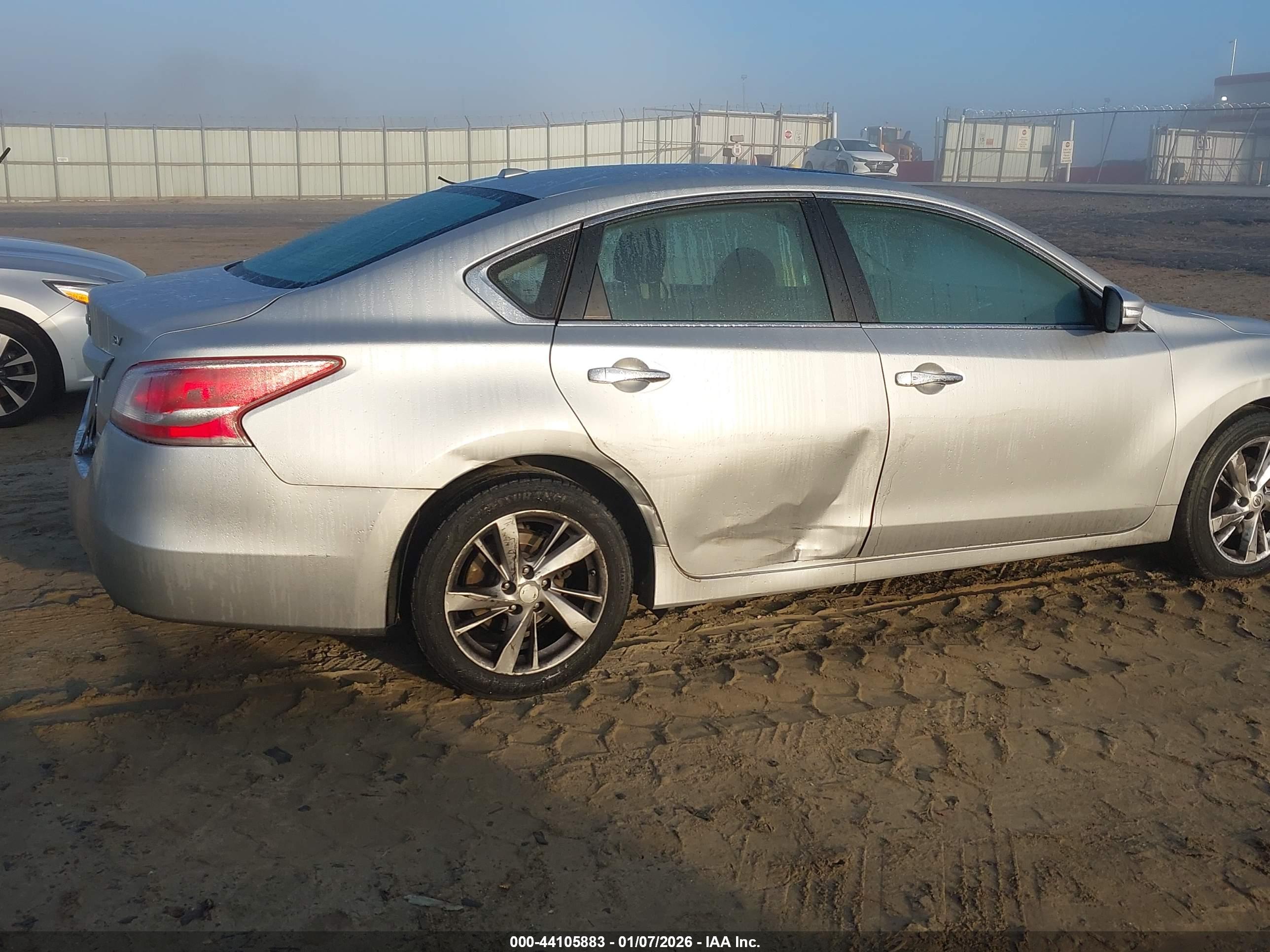 NISSAN ALTIMA image 6