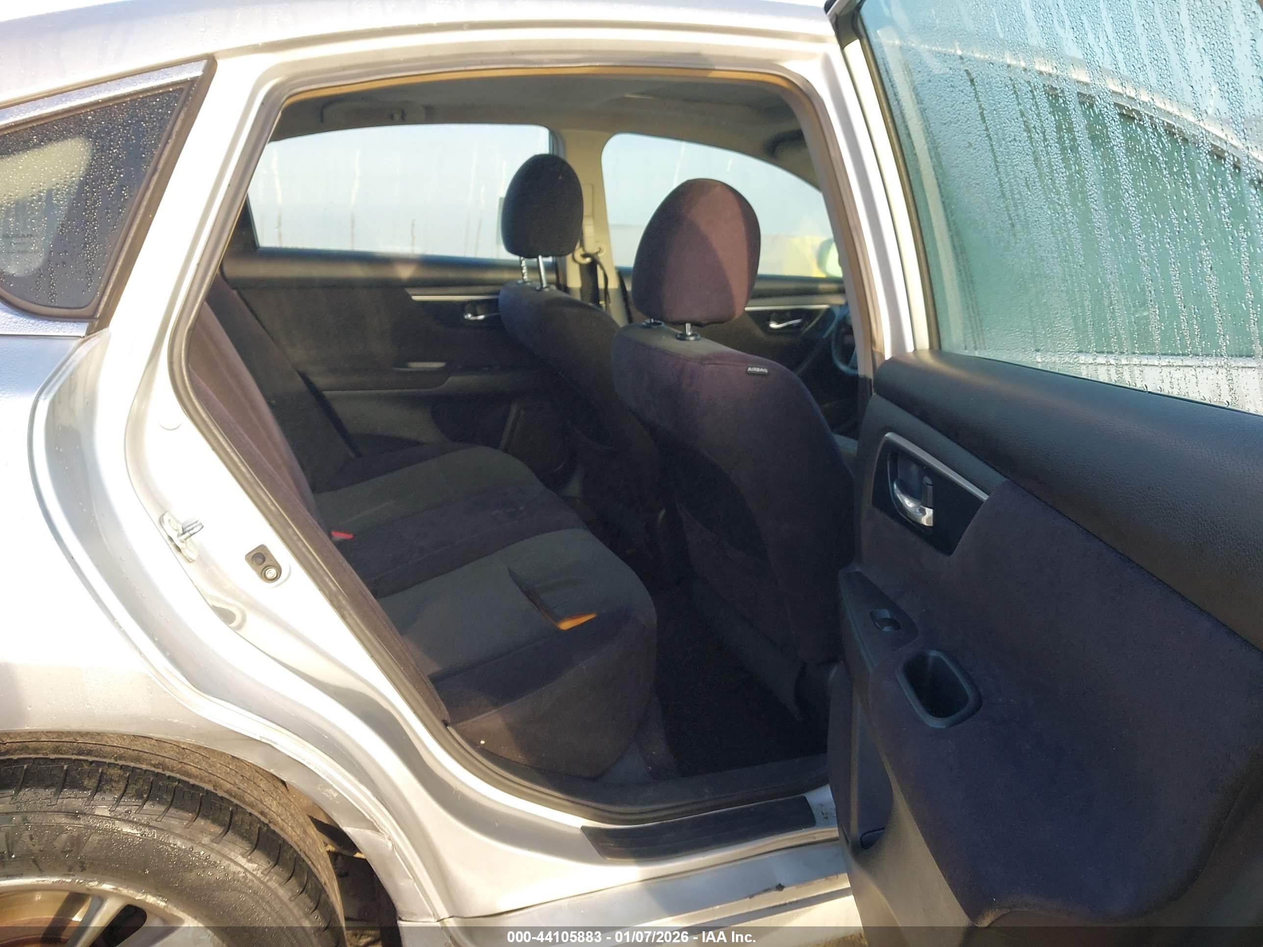NISSAN ALTIMA image 8
