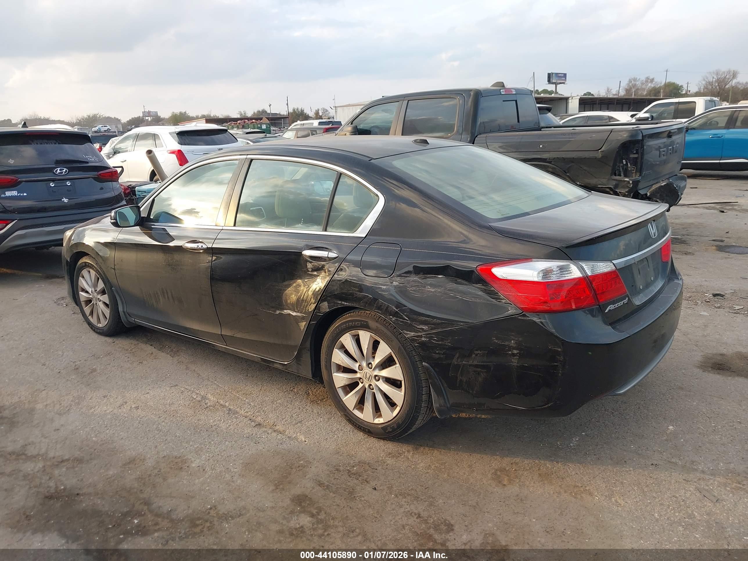 HONDA ACCORD image 3