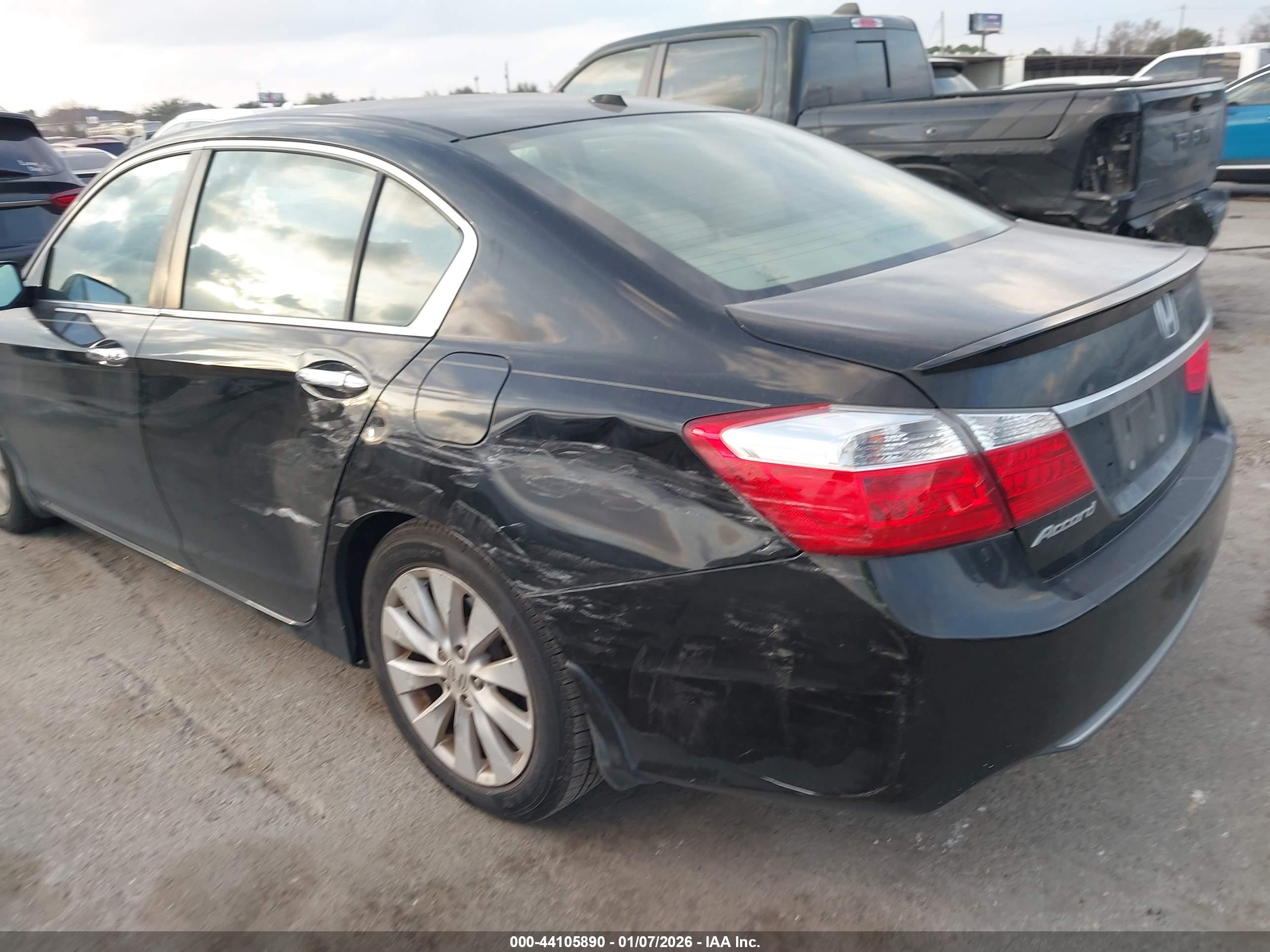 HONDA ACCORD image 6