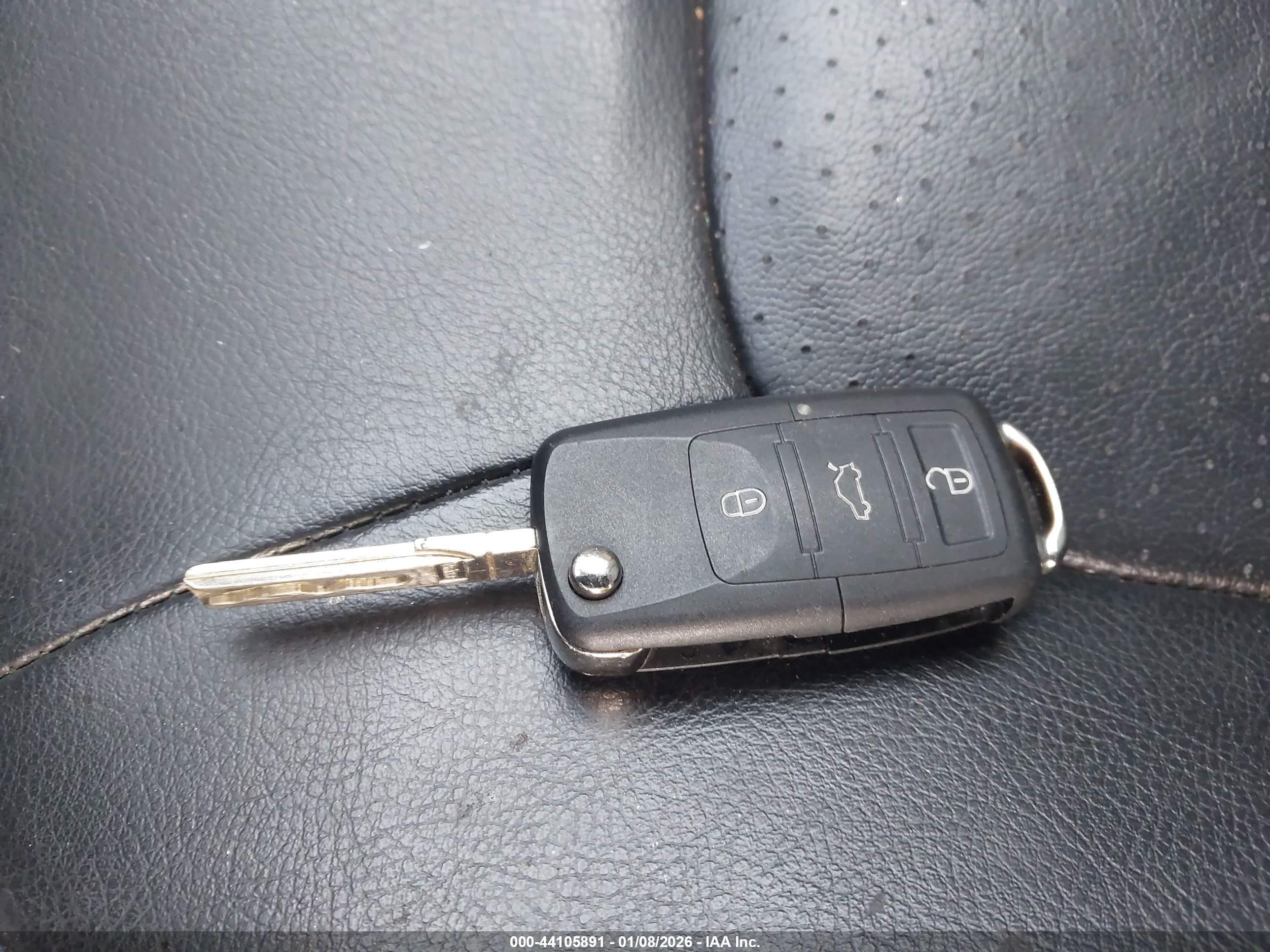 VOLKSWAGEN NEW image 11