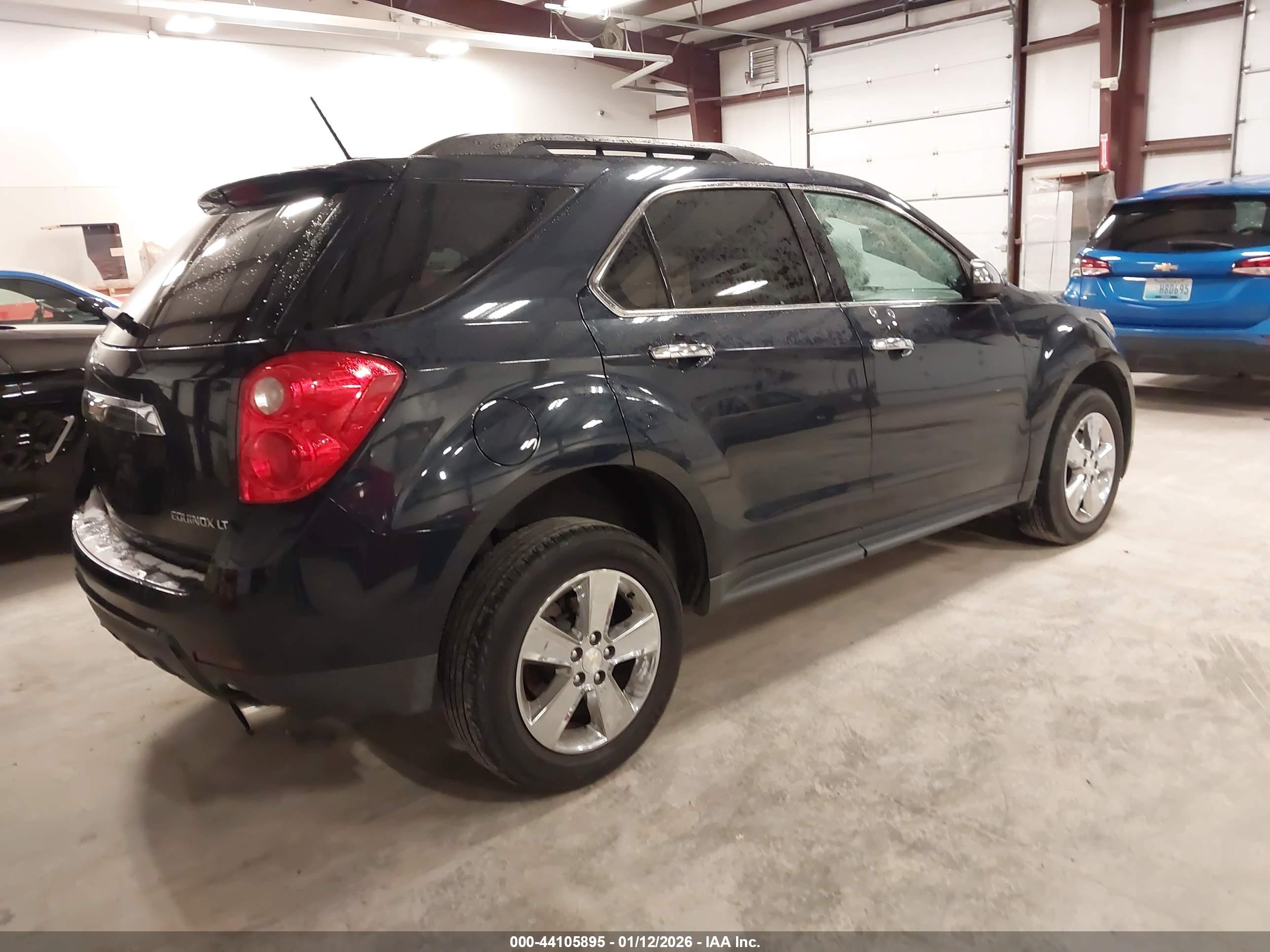 CHEVROLET EQUINOX image 4
