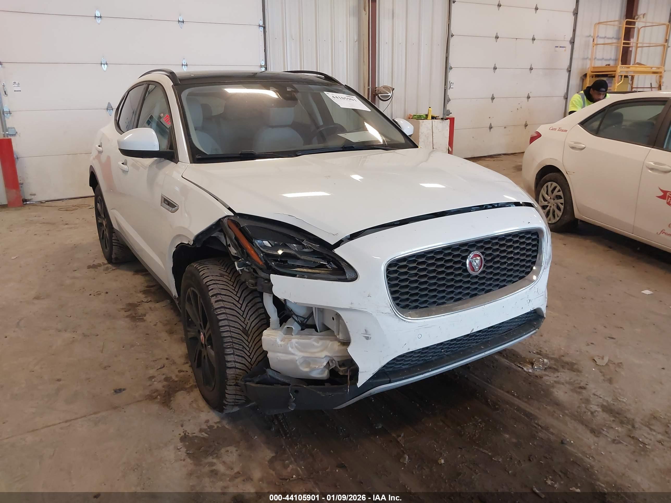 JAGUAR E-PACE image 6