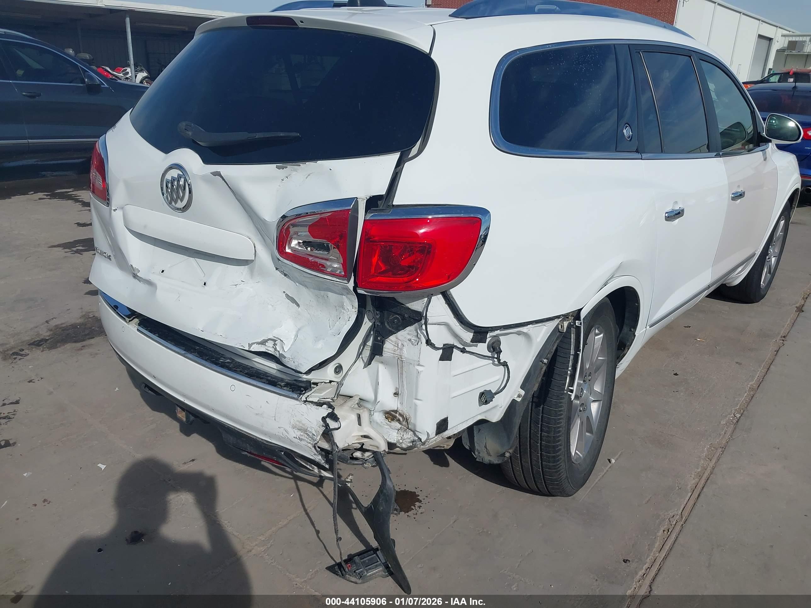 BUICK ENCLAVE image 6