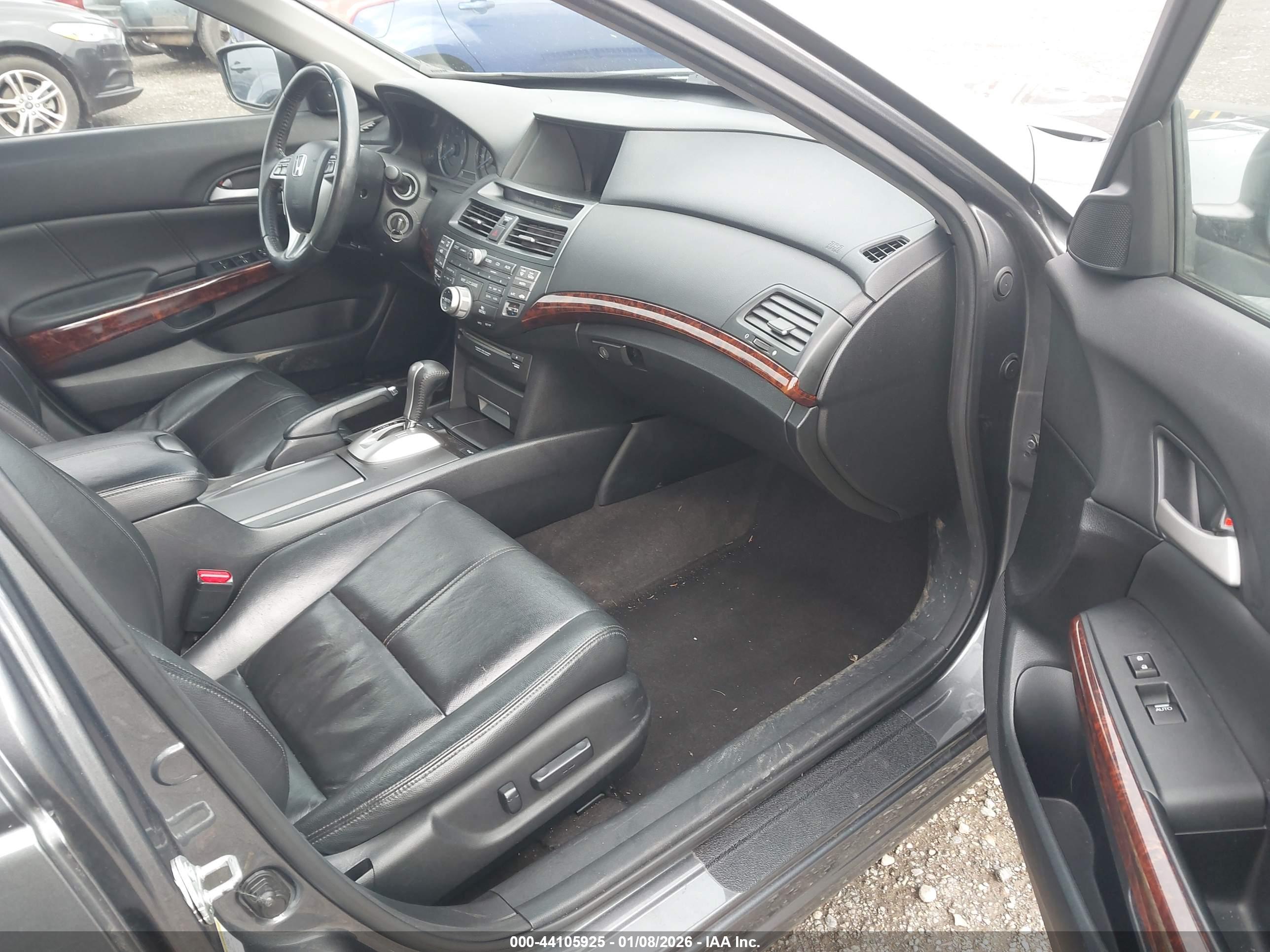 HONDA CROSSTOUR image 5