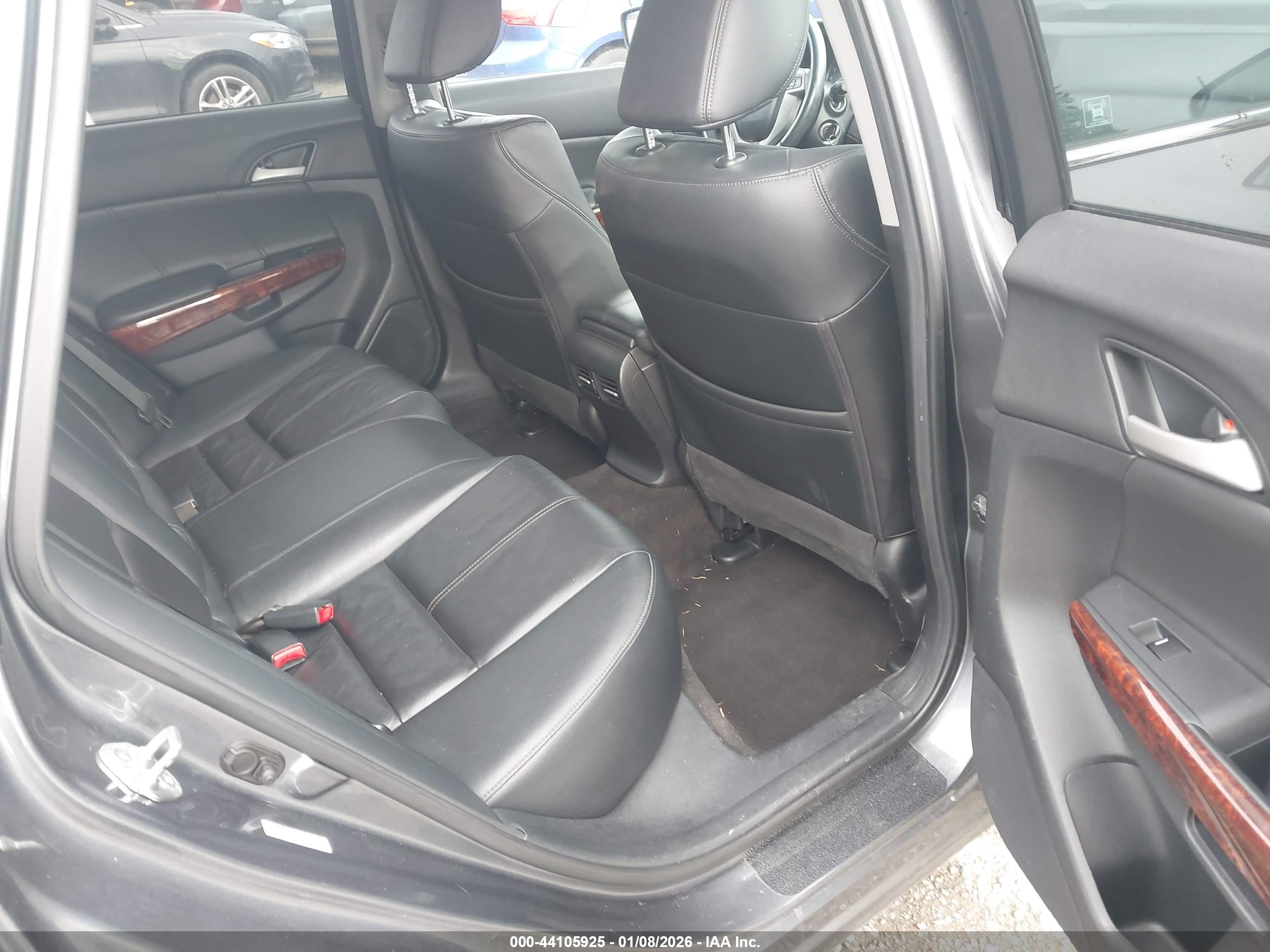 HONDA CROSSTOUR image 8