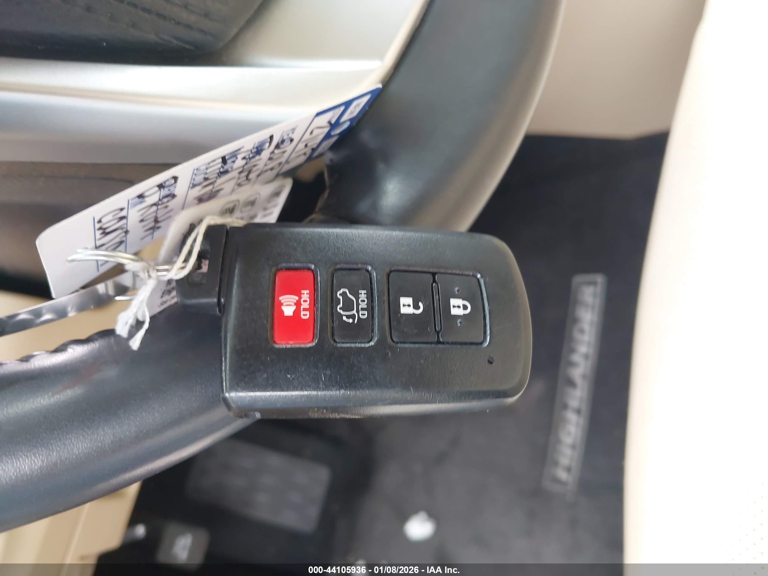 TOYOTA HIGHLANDER image 11