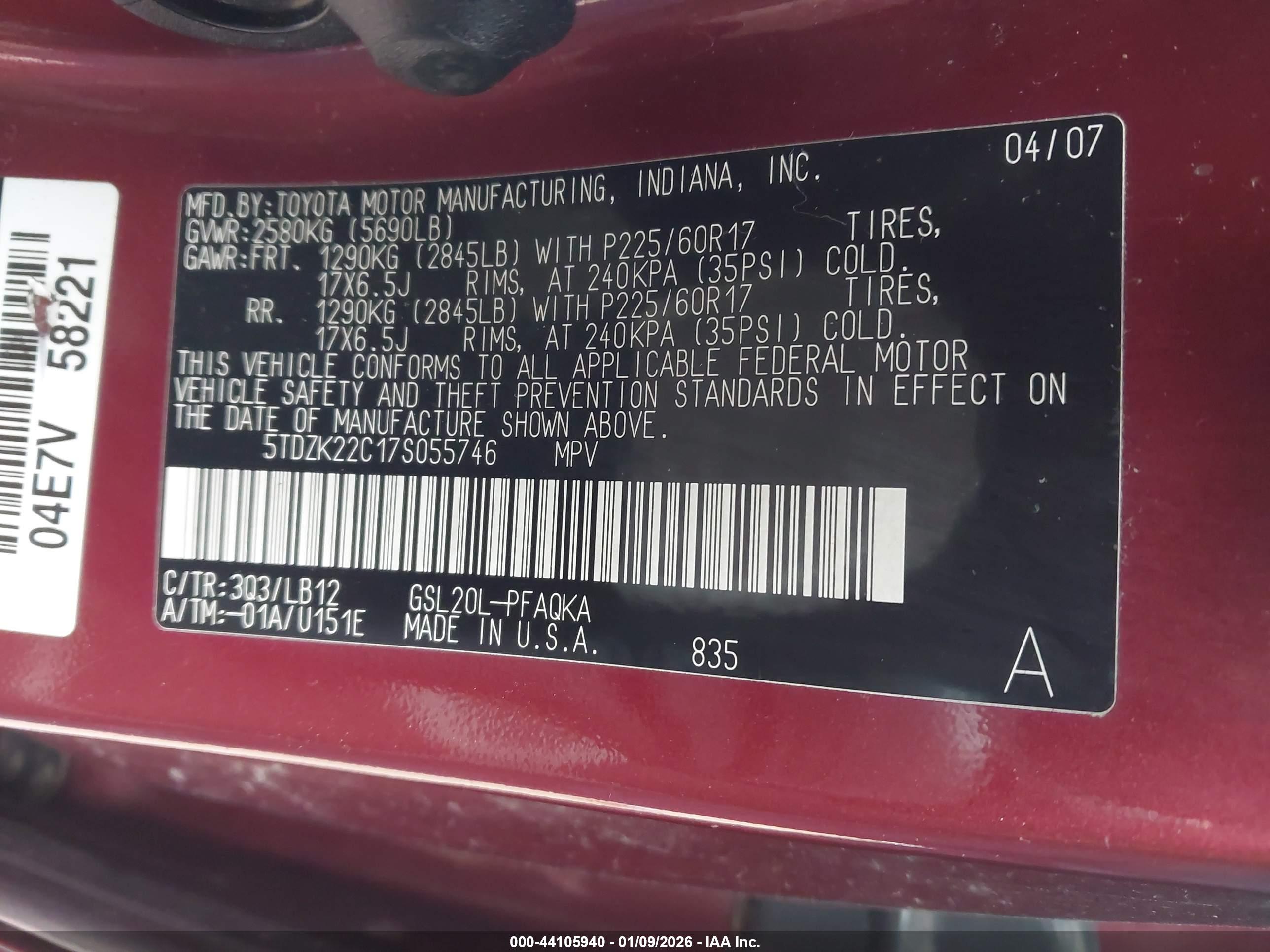 TOYOTA SIENNA image 9