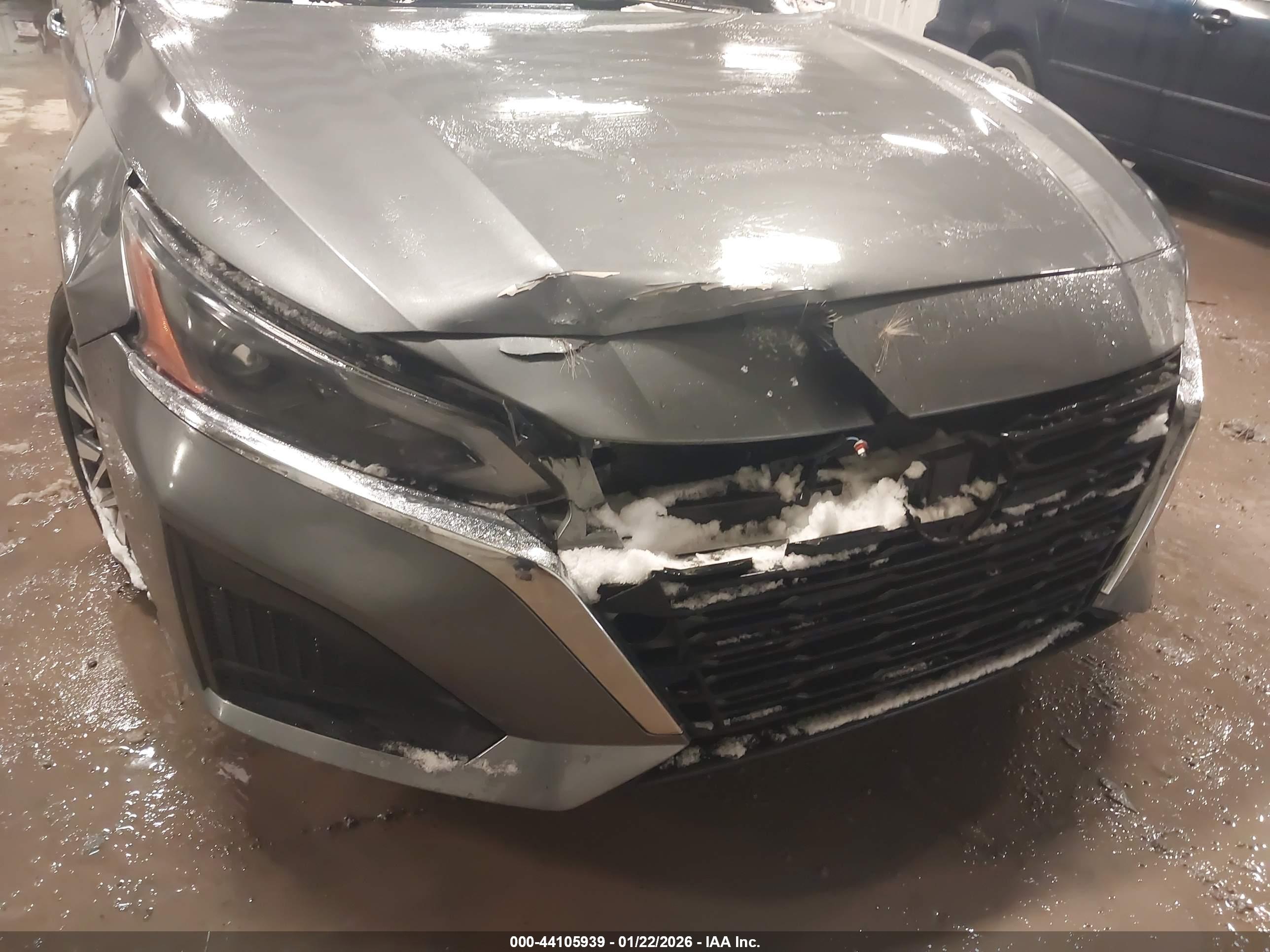 NISSAN ALTIMA image 6