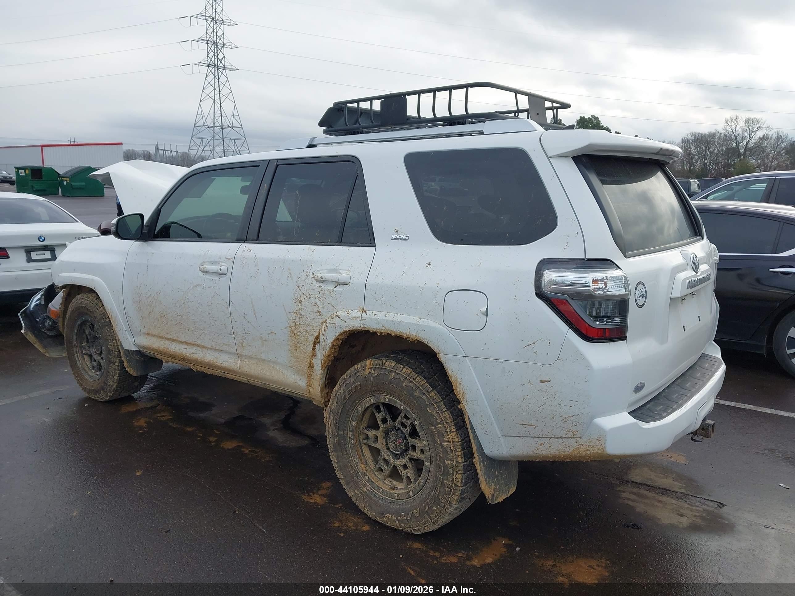 TOYOTA 4RUNNER image 3