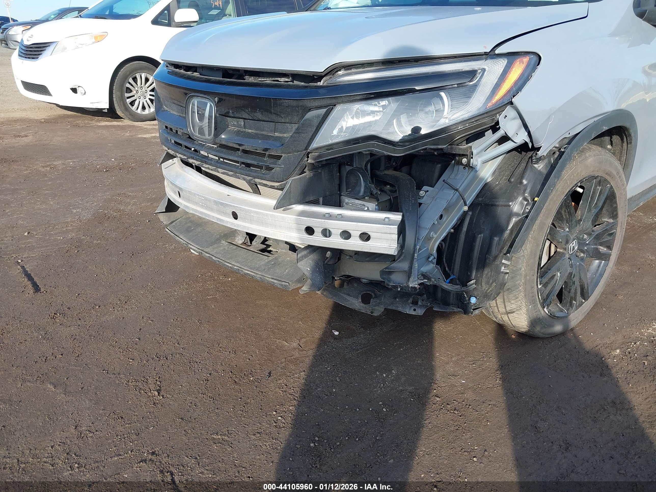 HONDA PILOT image 6