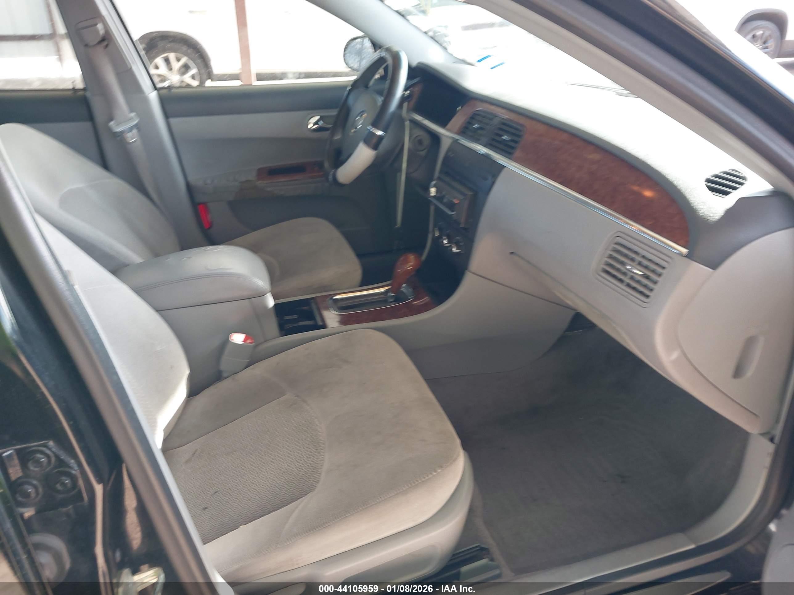 BUICK LACROSSE image 5