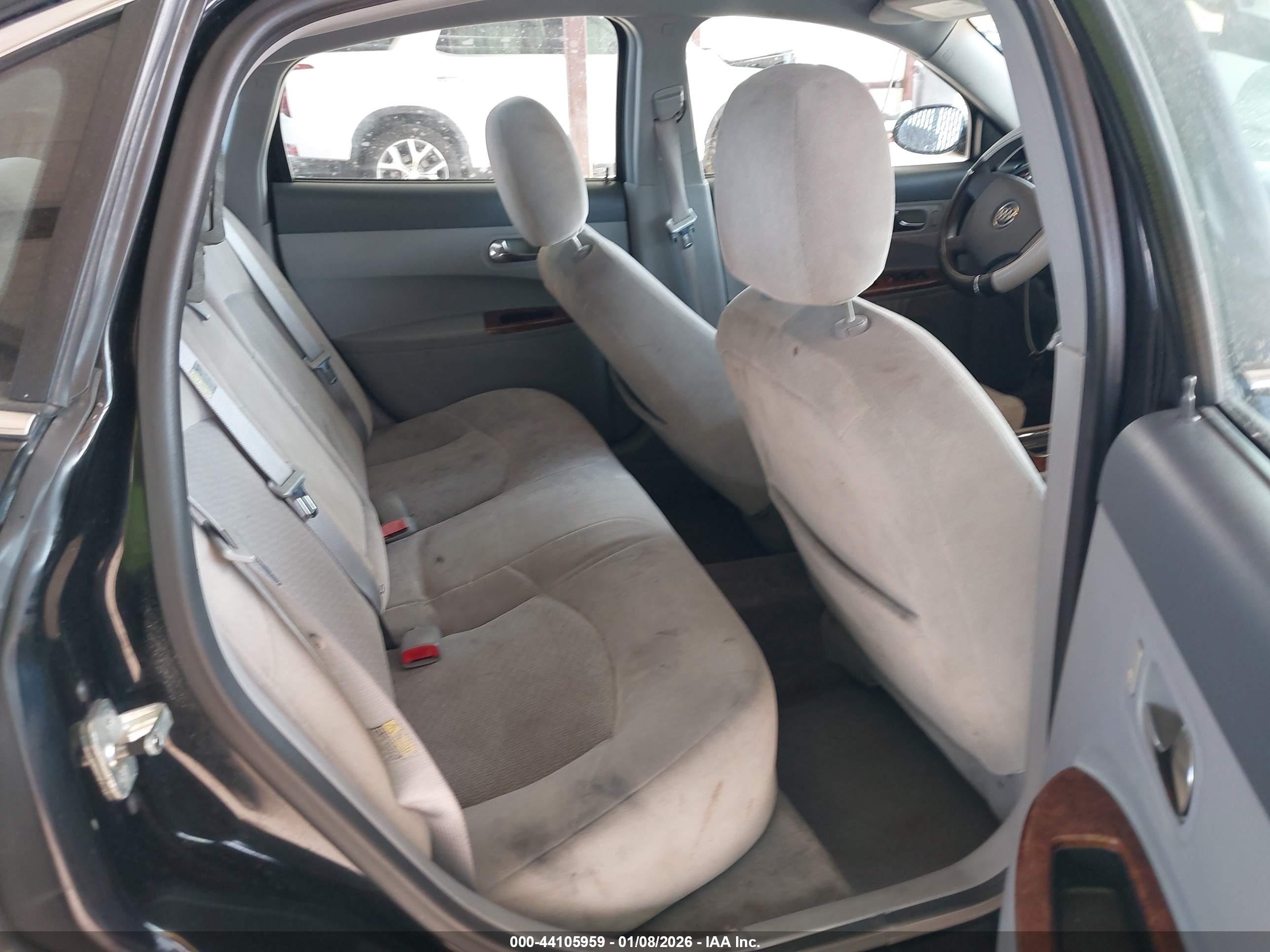 BUICK LACROSSE image 8