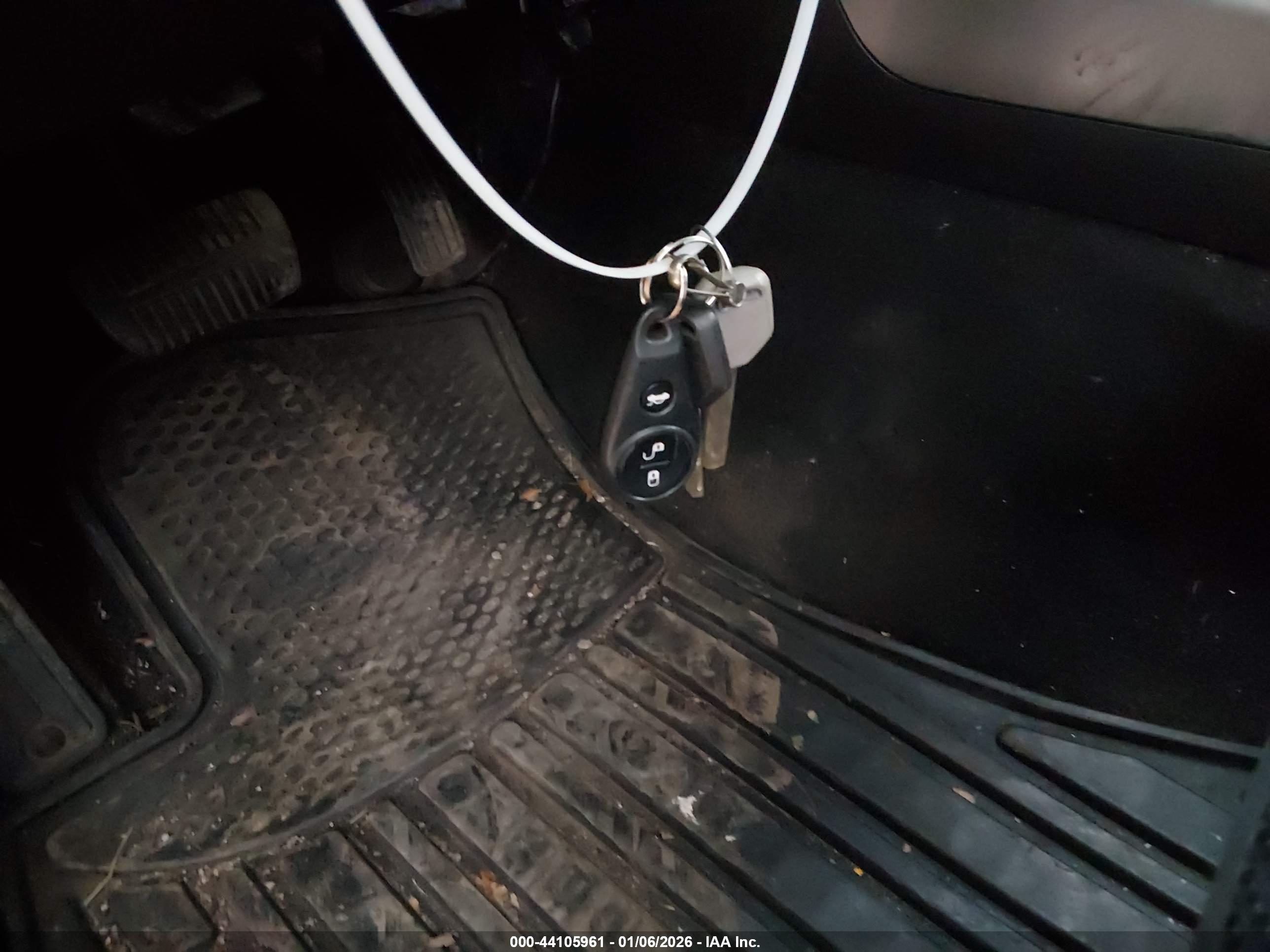 SUBARU FORESTER image 11