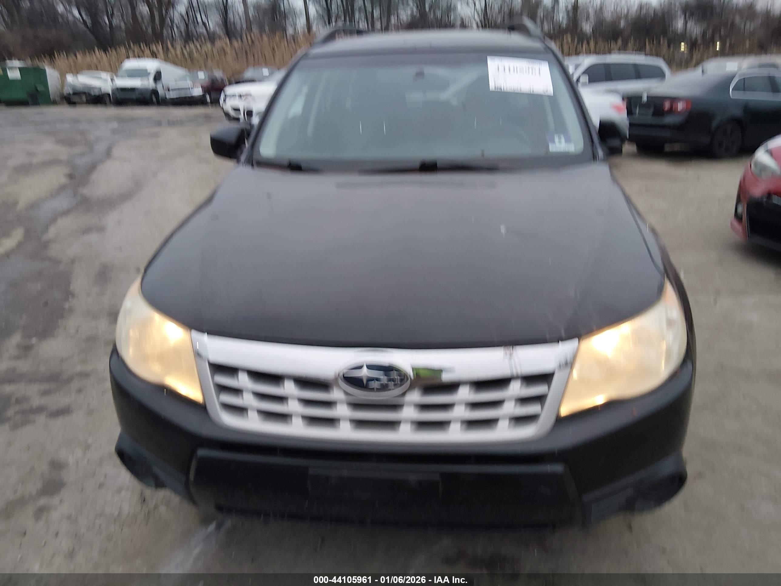 SUBARU FORESTER image 6