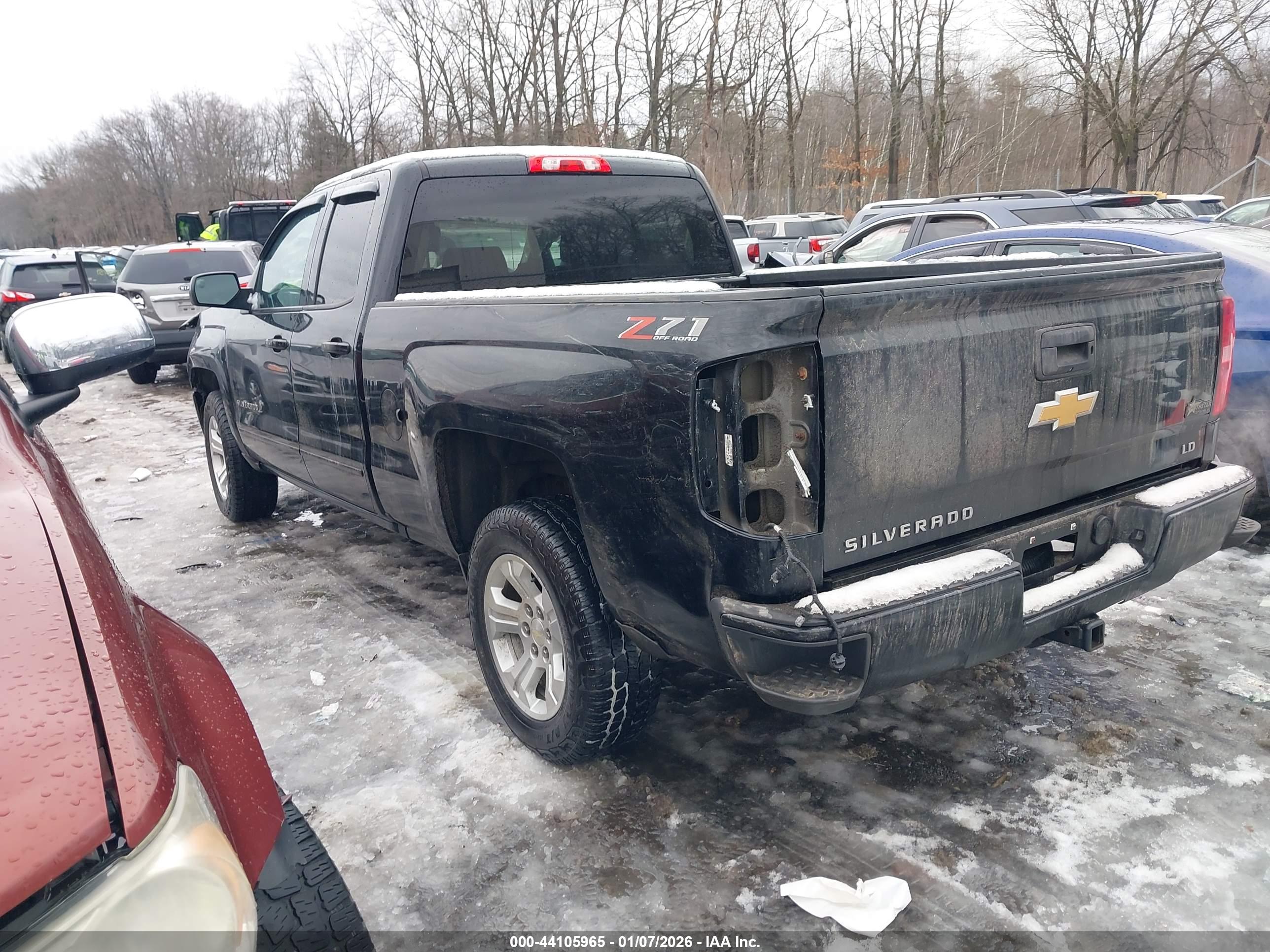 CHEVROLET SILVERADO image 3