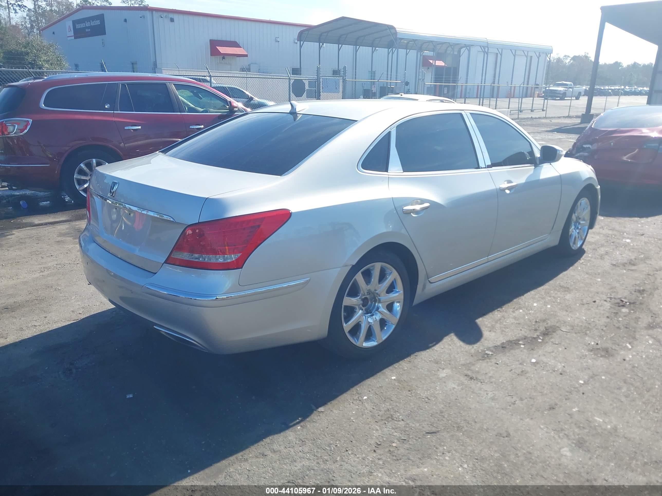 HYUNDAI EQUUS image 4