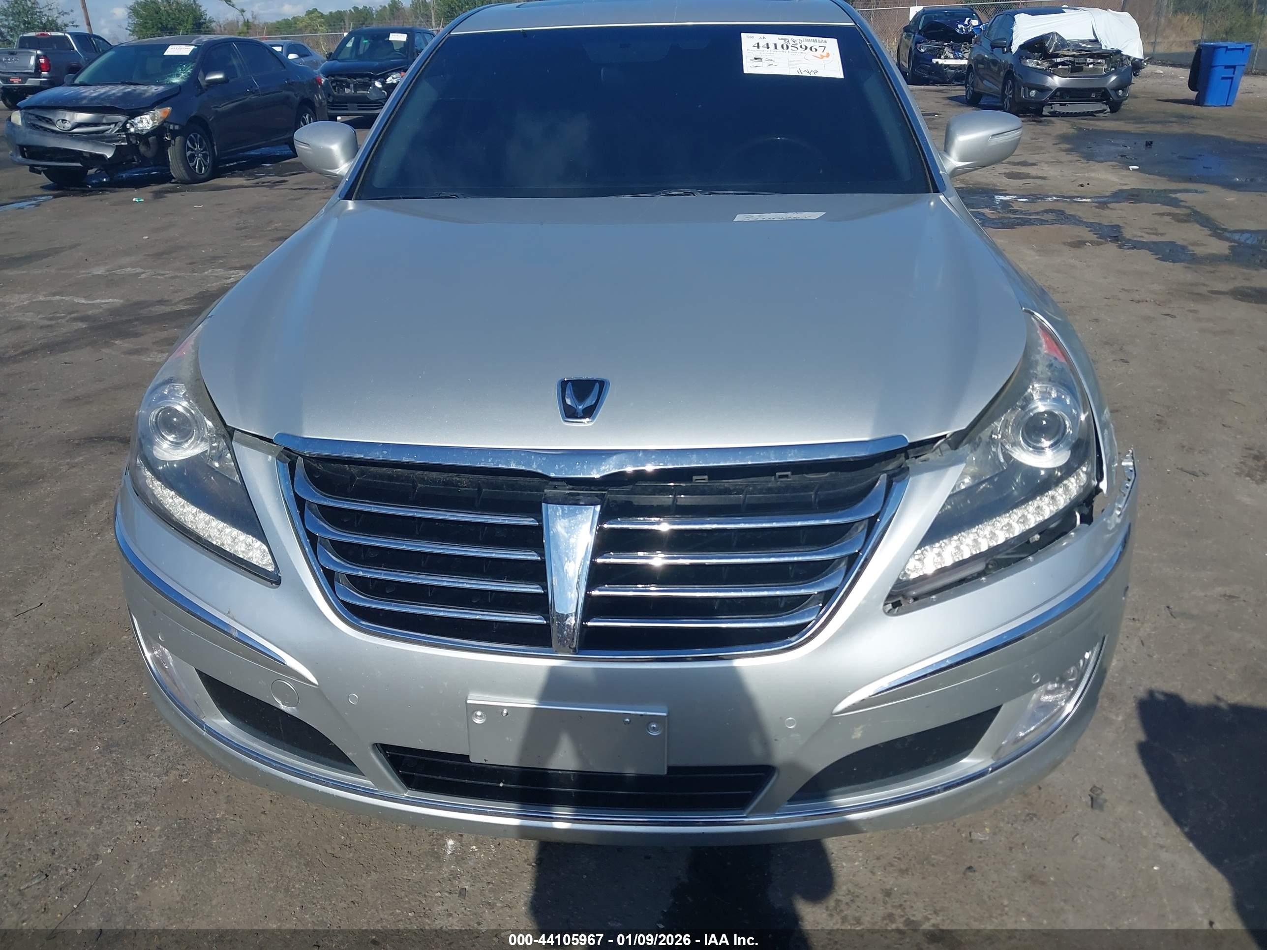 HYUNDAI EQUUS image 6