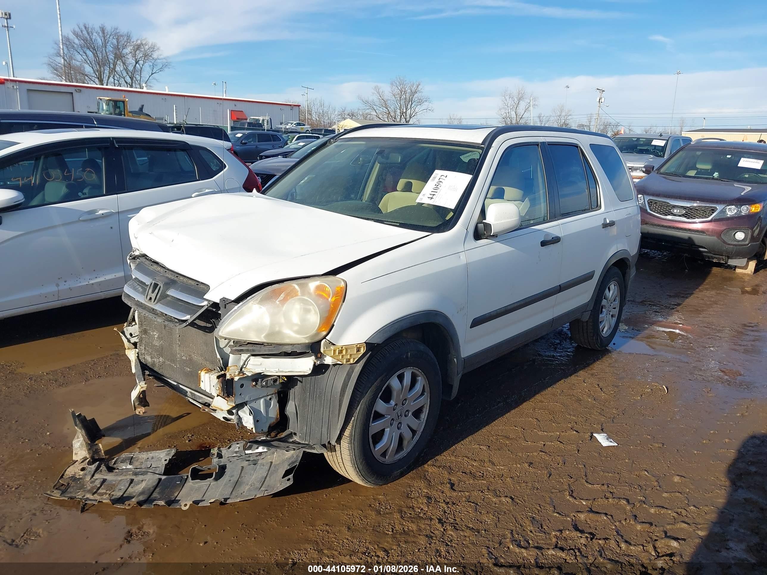 HONDA CR-V image 2