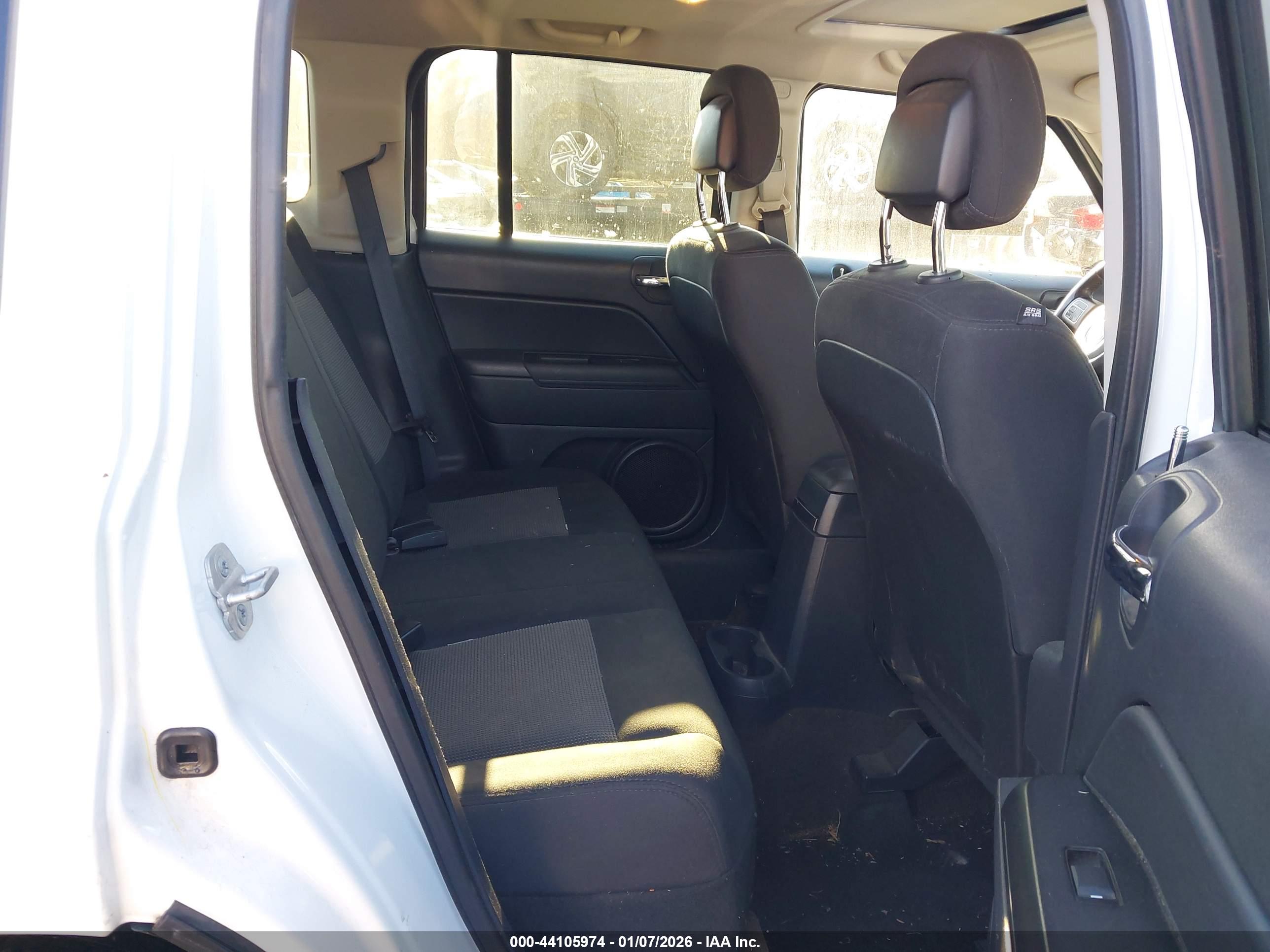 JEEP PATRIOT image 8