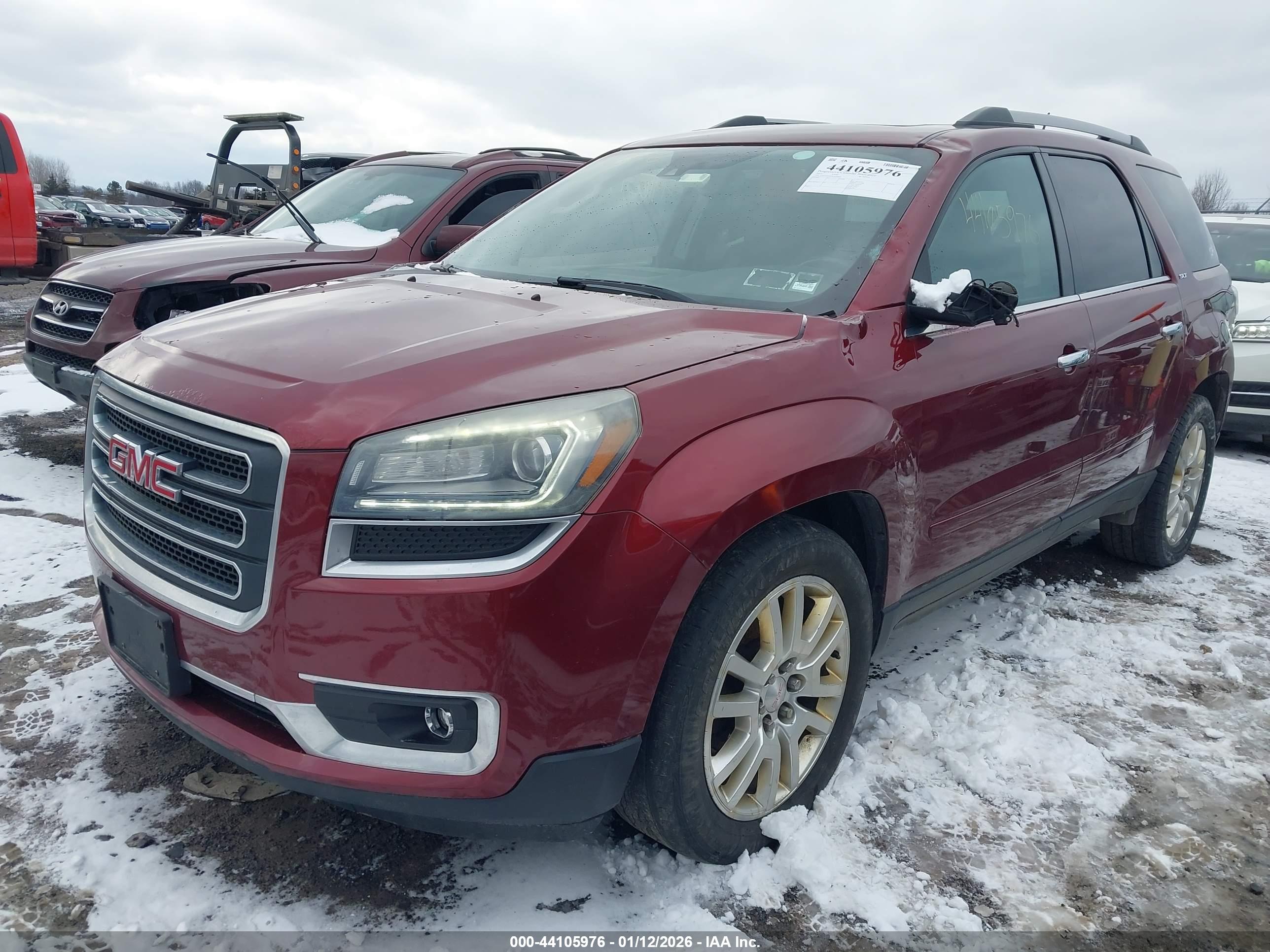 GMC ACADIA image 2