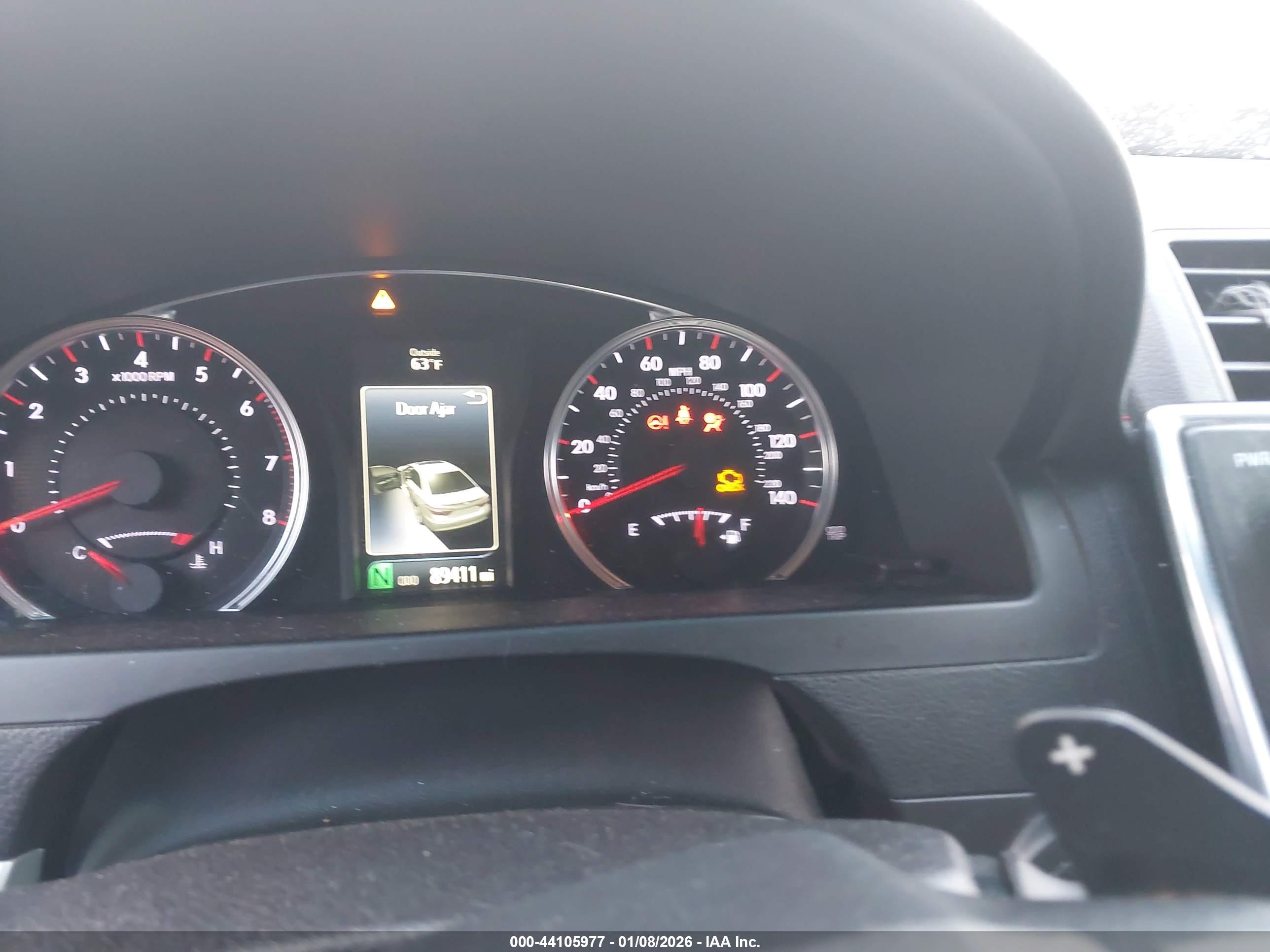 TOYOTA CAMRY image 7