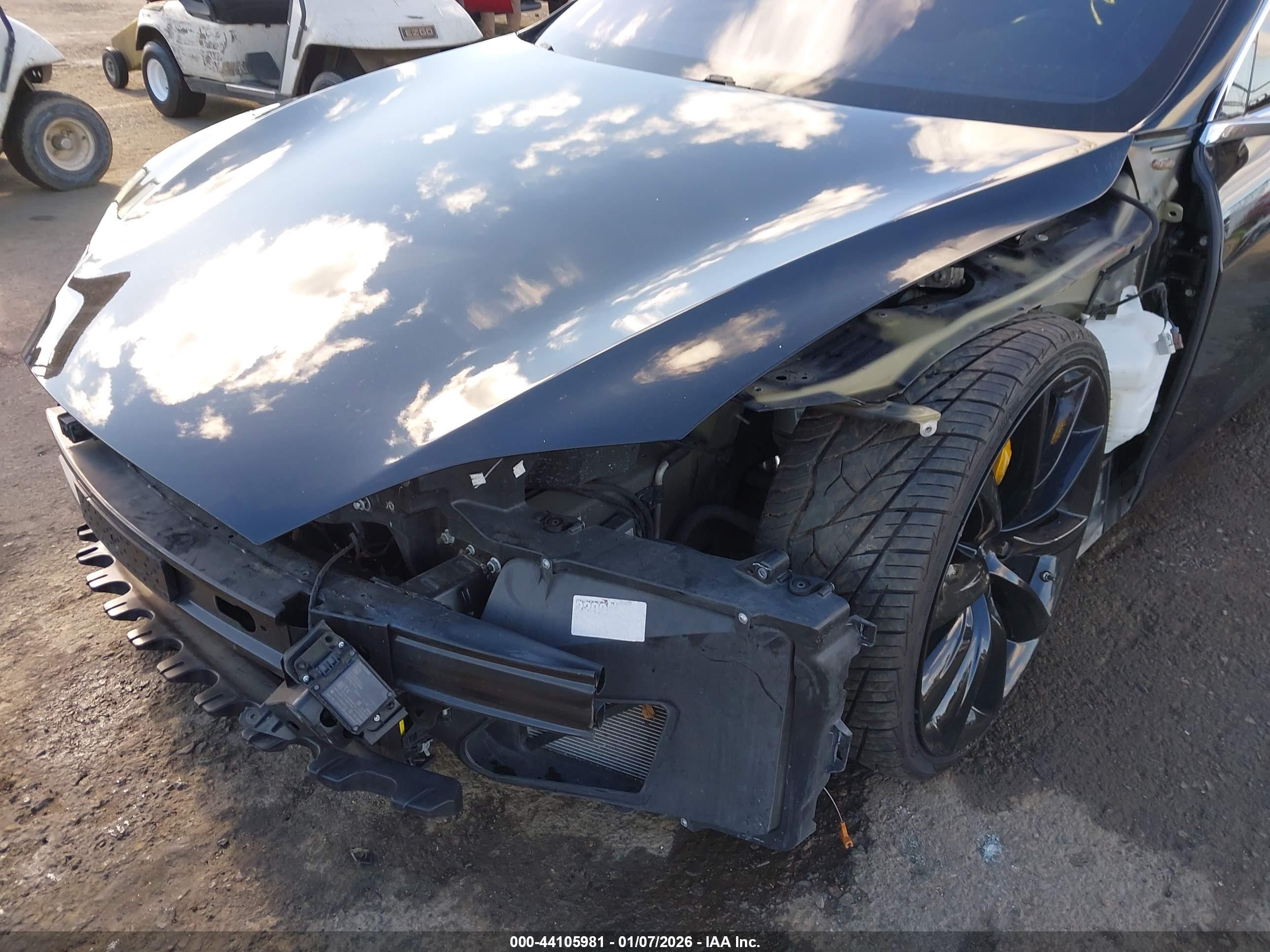TESLA MODEL image 6