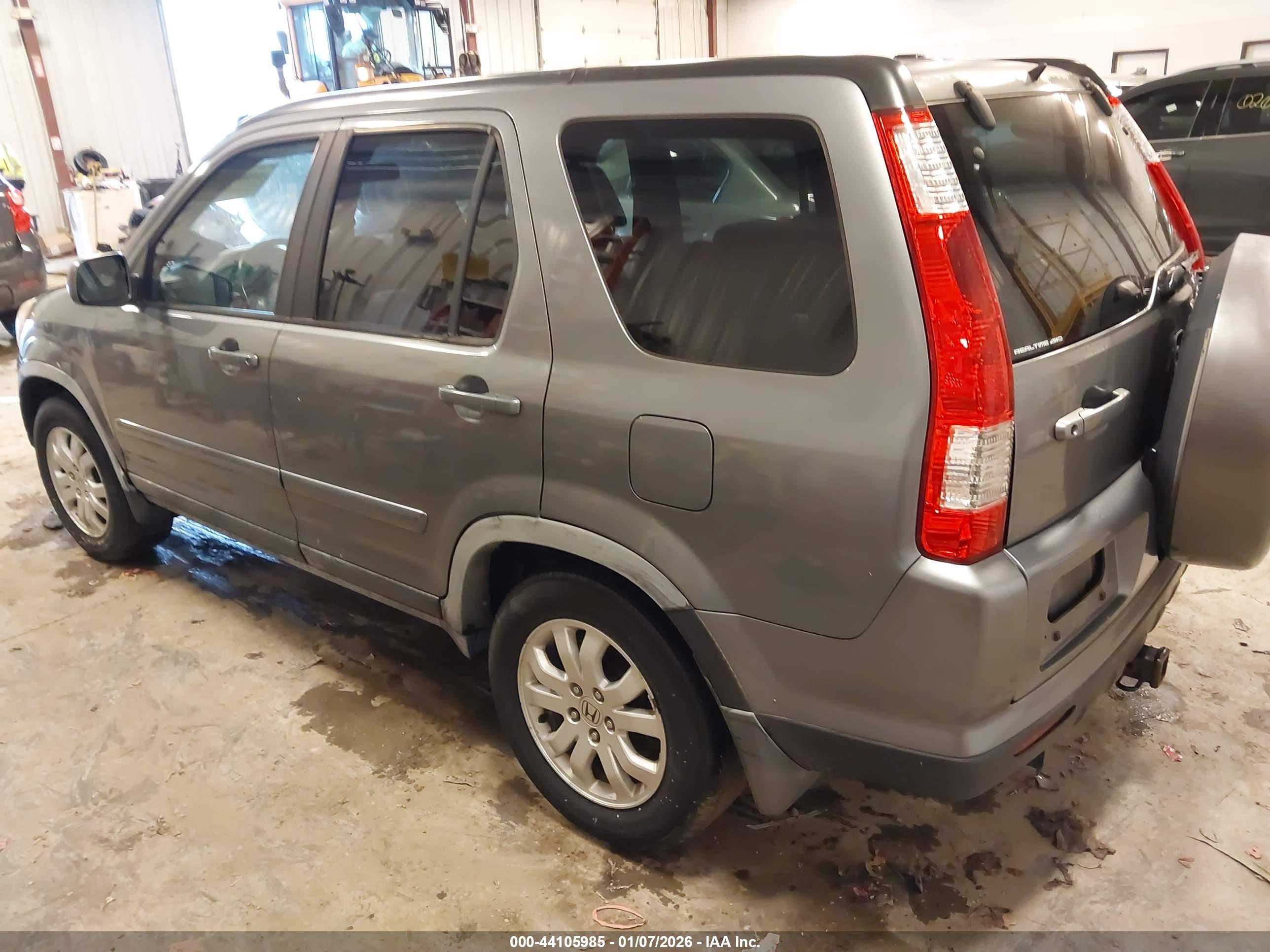 HONDA CR-V image 3
