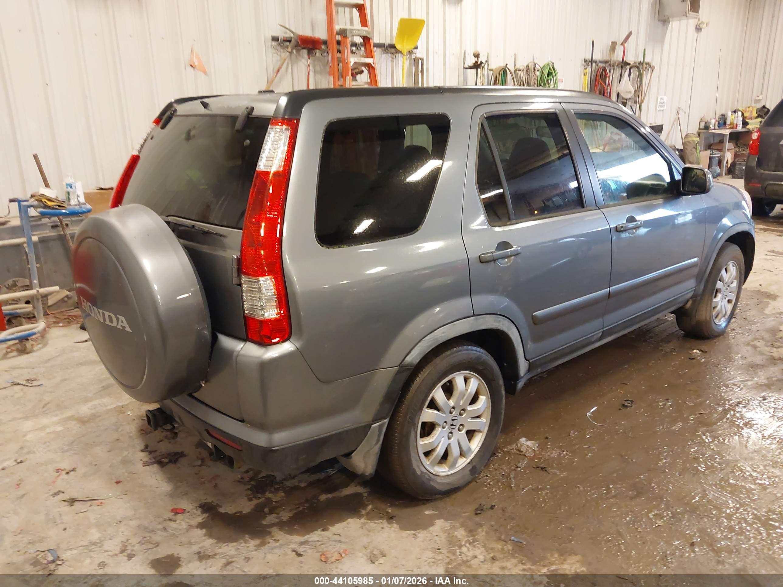 HONDA CR-V image 4