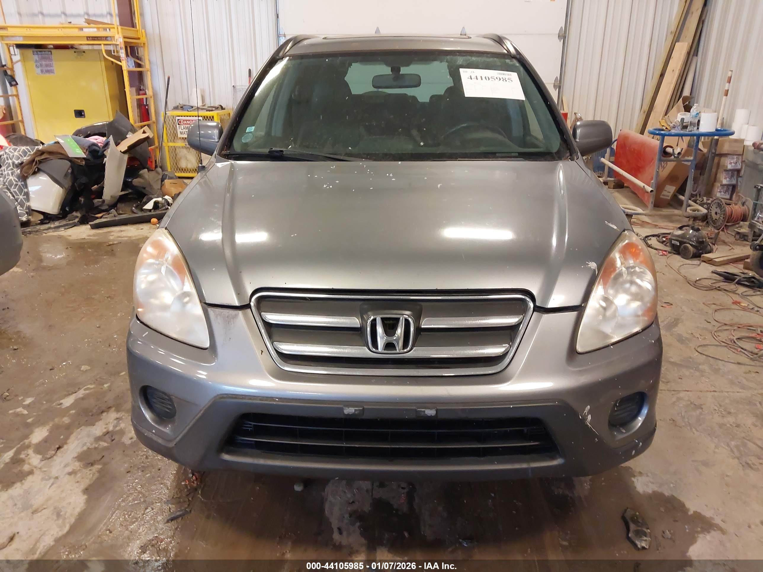 HONDA CR-V image 6