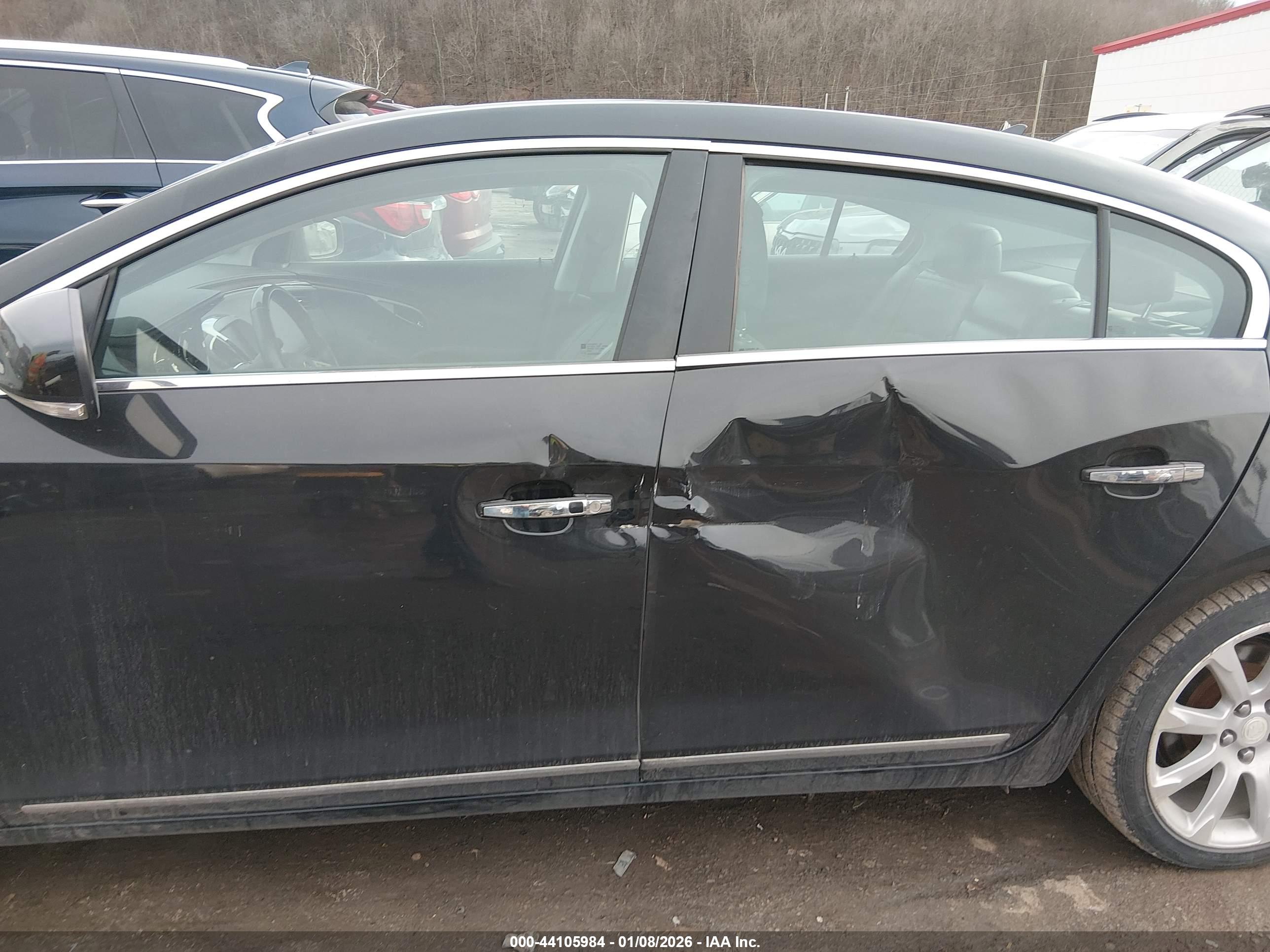 BUICK LACROSSE image 6