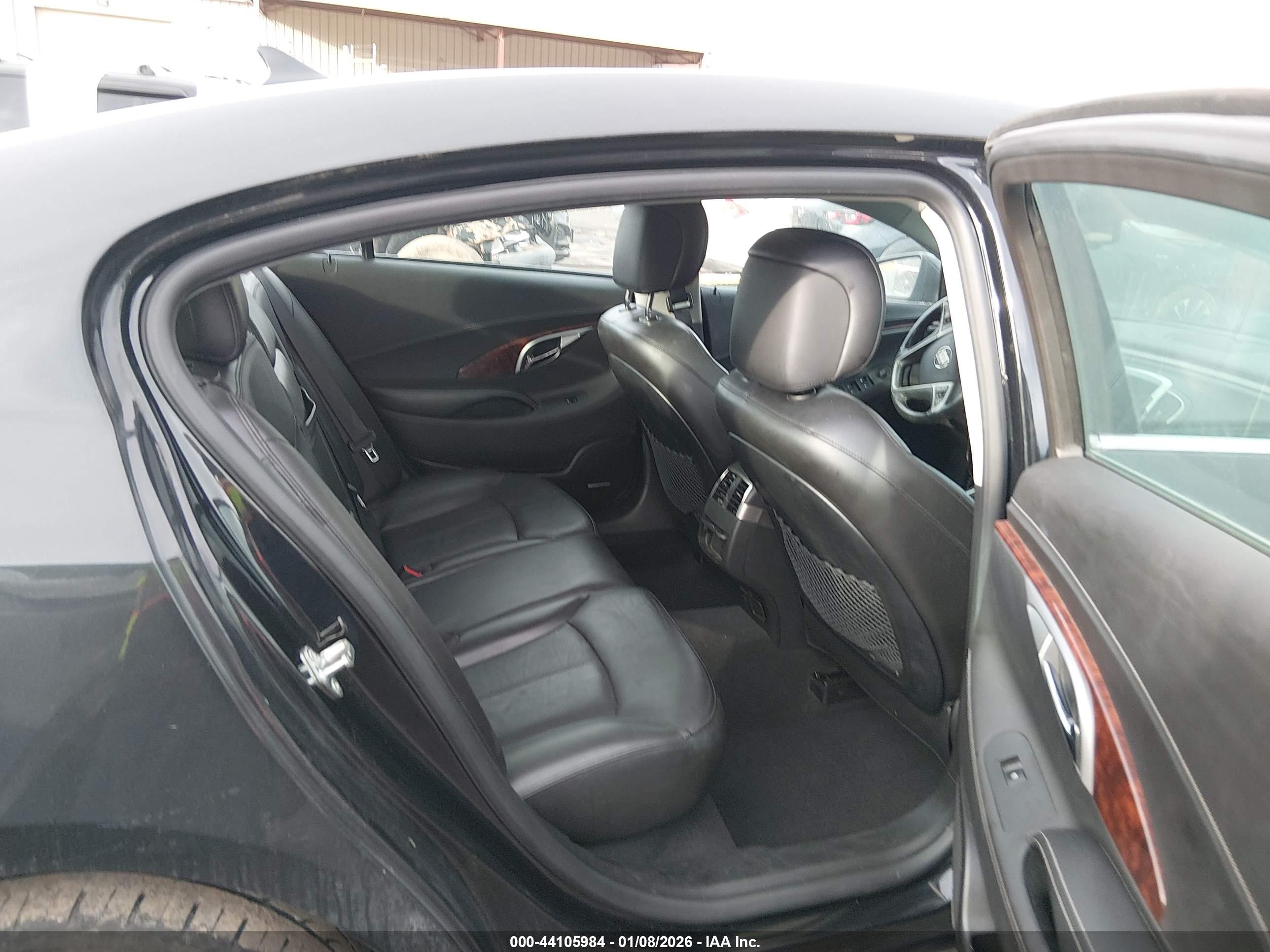 BUICK LACROSSE image 8