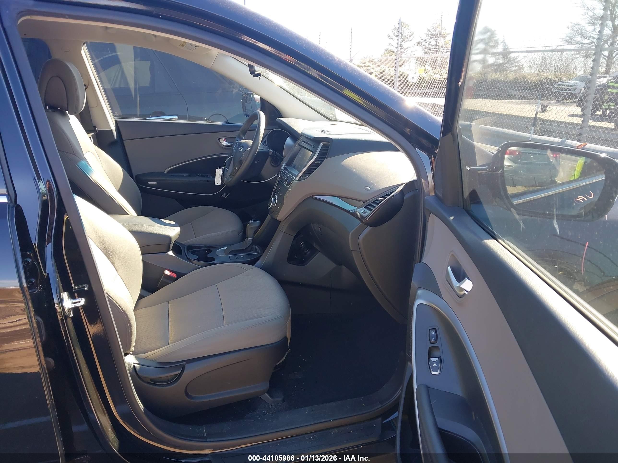 HYUNDAI SANTA image 5