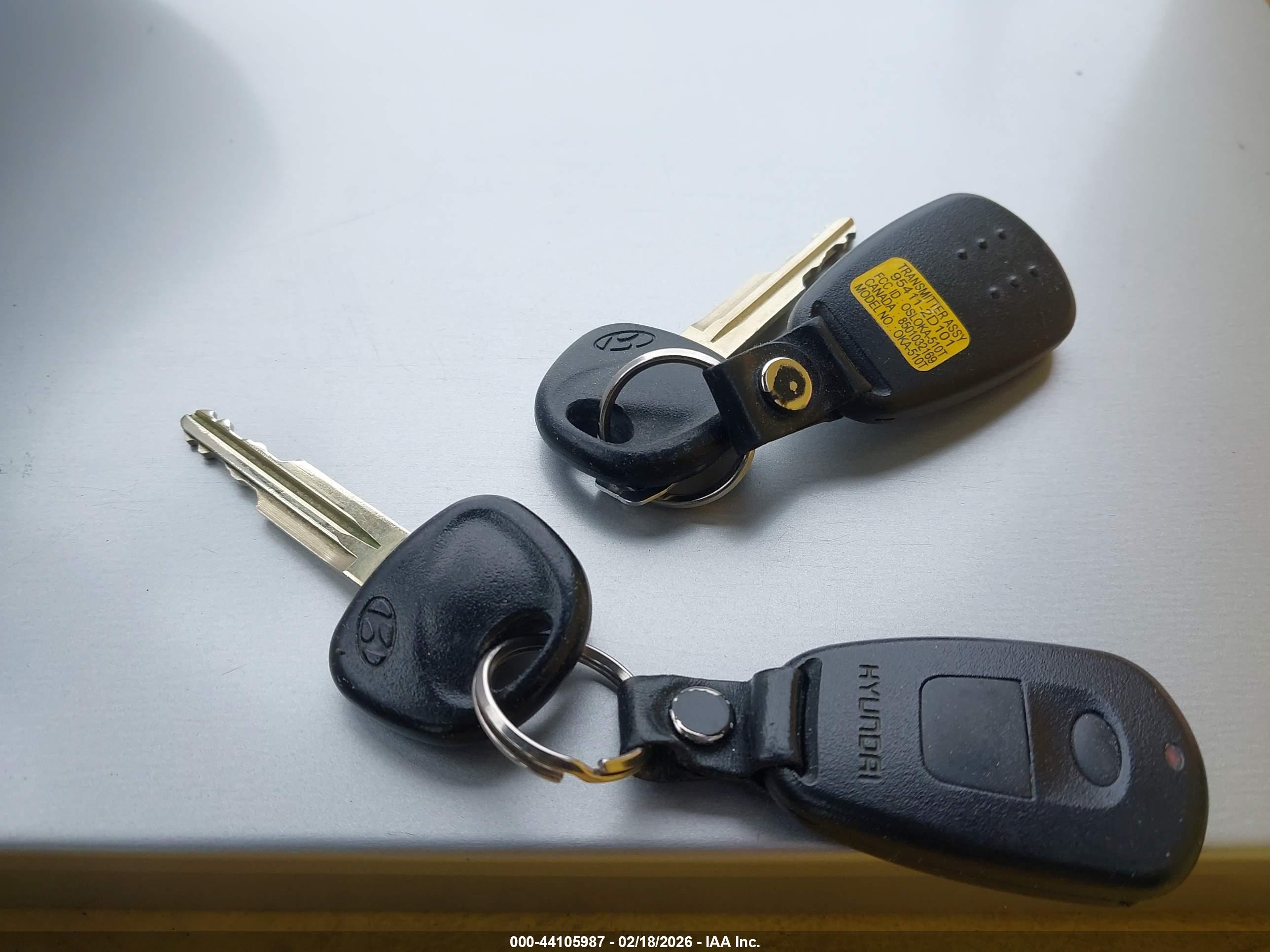 HYUNDAI ELANTRA image 11