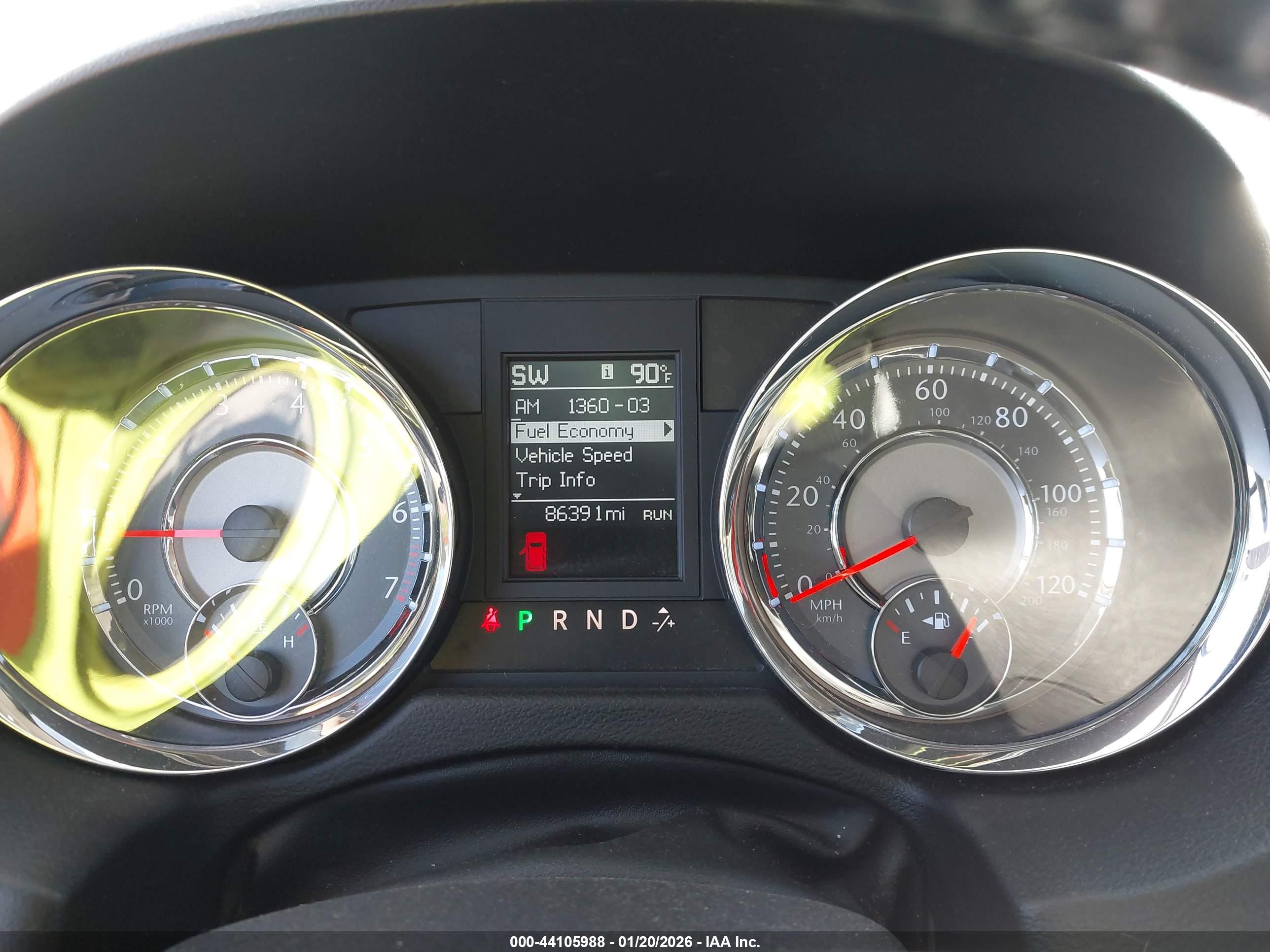 CHRYSLER TOWN image 7