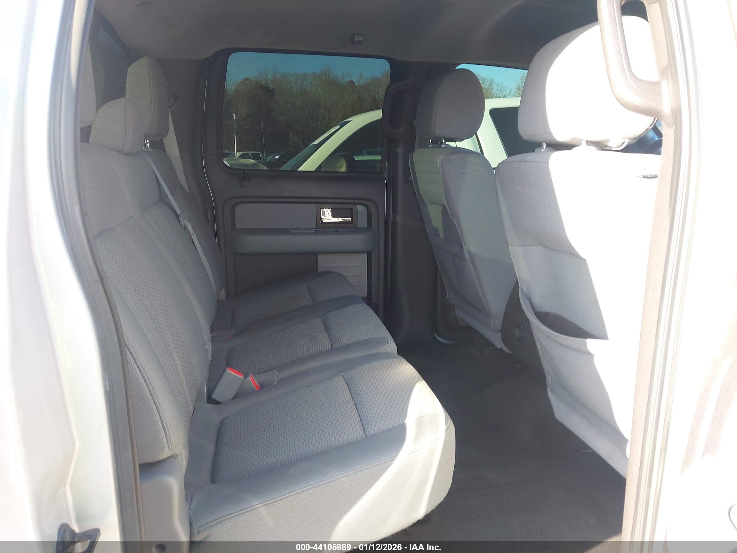 FORD F-150 image 8