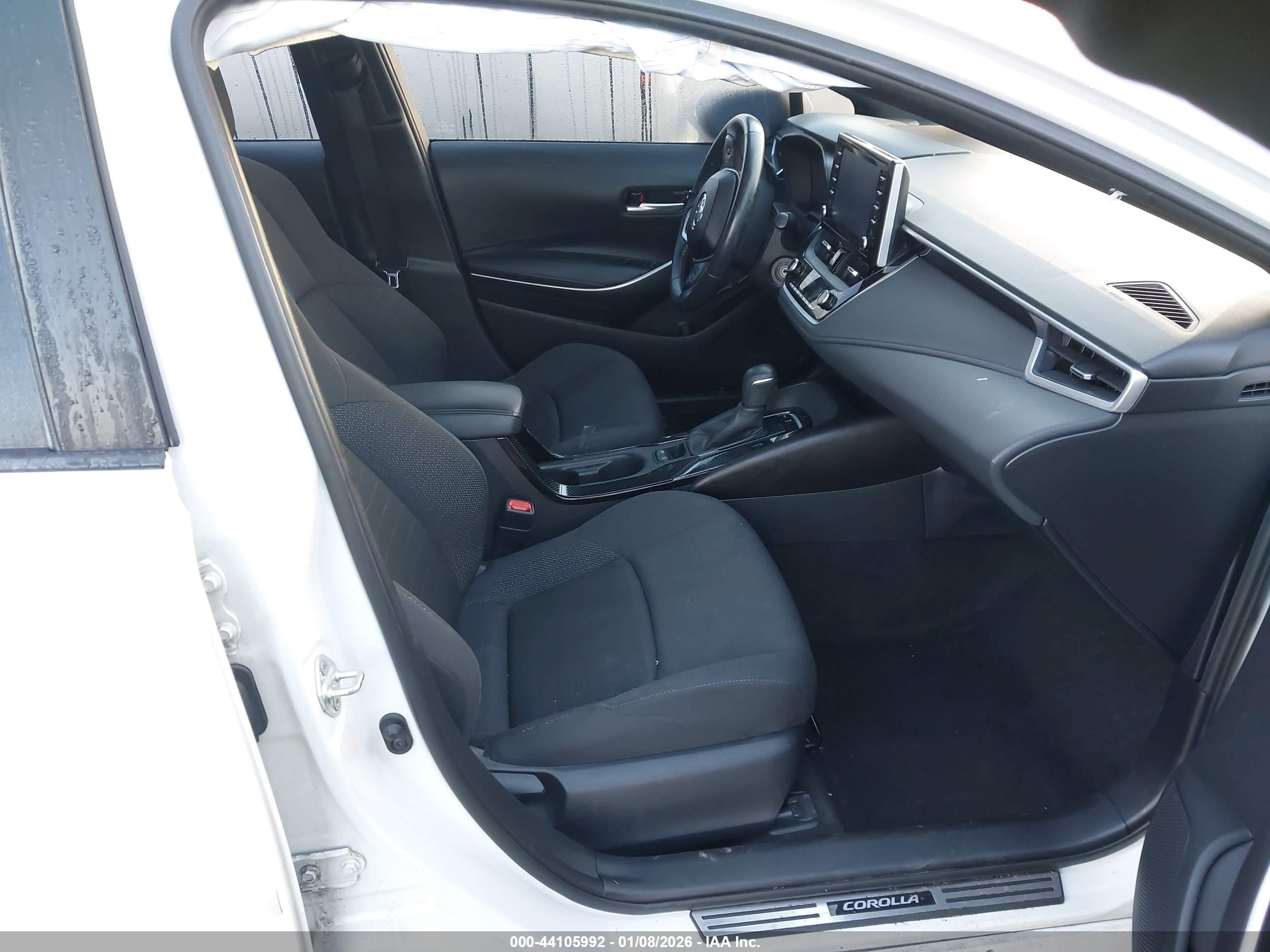 TOYOTA COROLLA image 5
