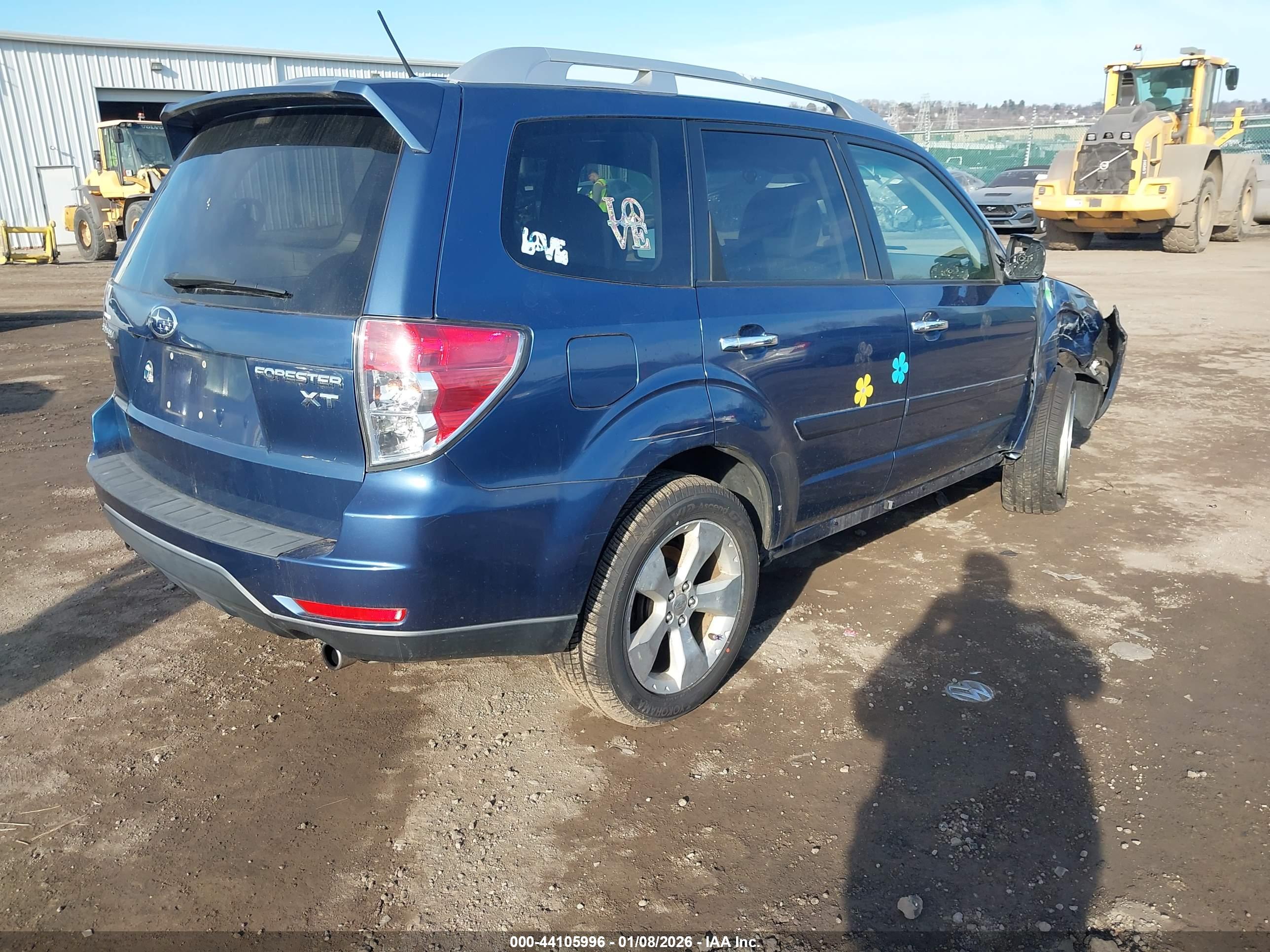 SUBARU FORESTER image 4