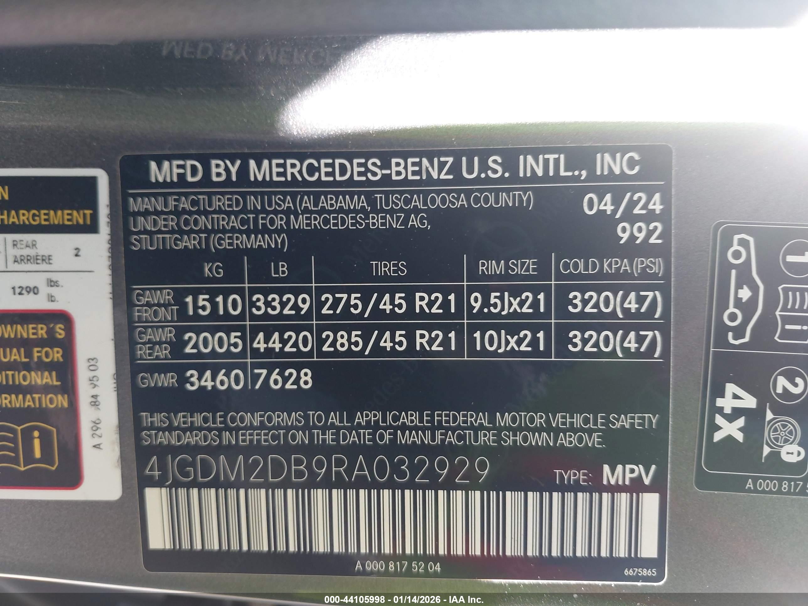 MERCEDES-BENZ EQS image 9